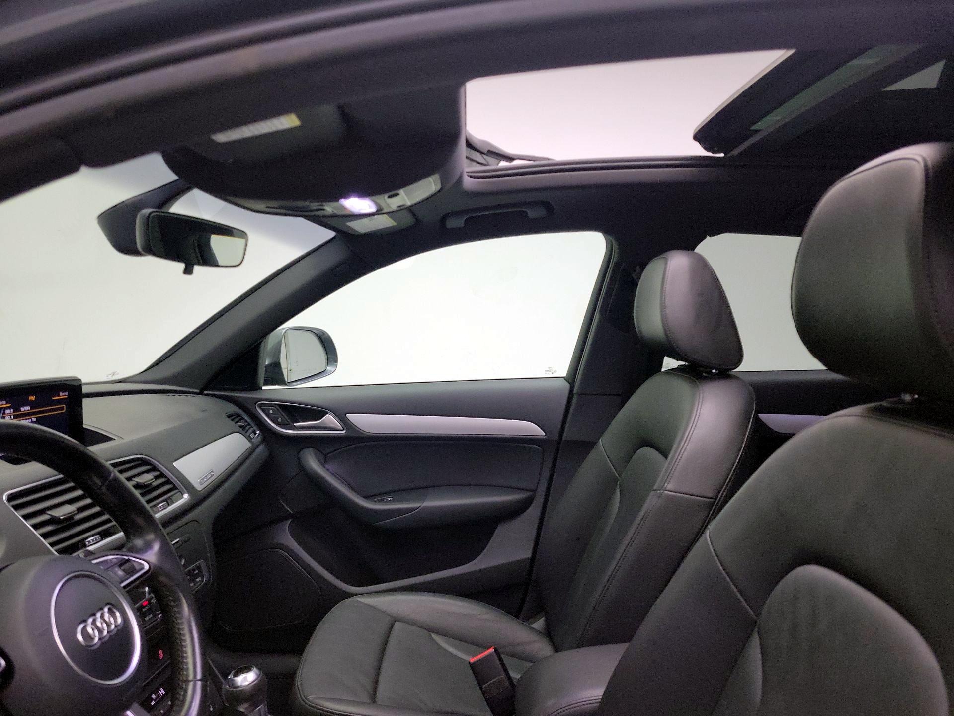 Thumbnail: 2017 Audi Q3 - 17