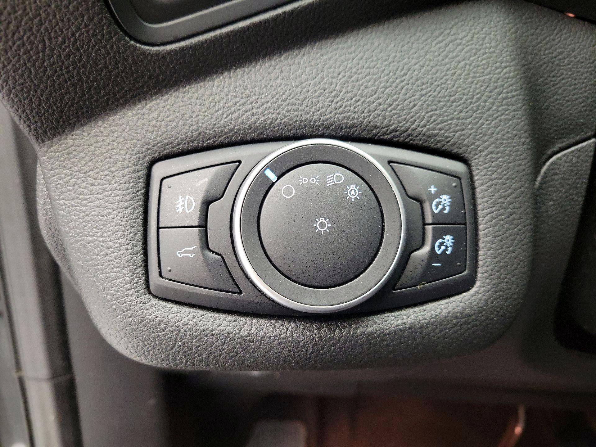 Thumbnail: 2018 Ford Escape - 13