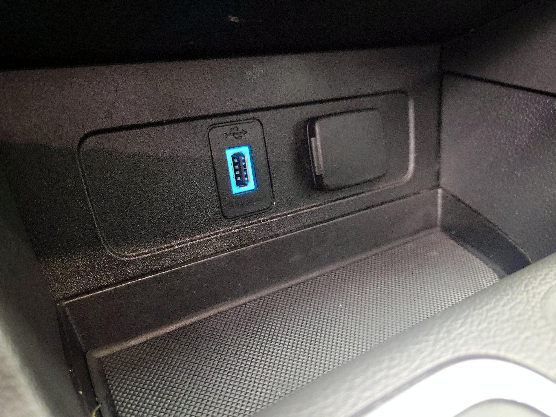 Thumbnail: 2018 Ford Escape - 18