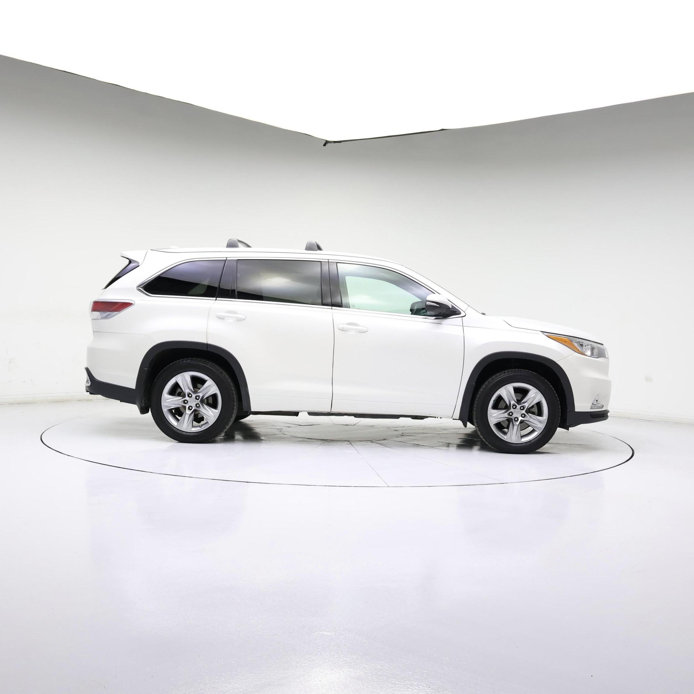 Thumbnail: 2015 Toyota Highlander - 7