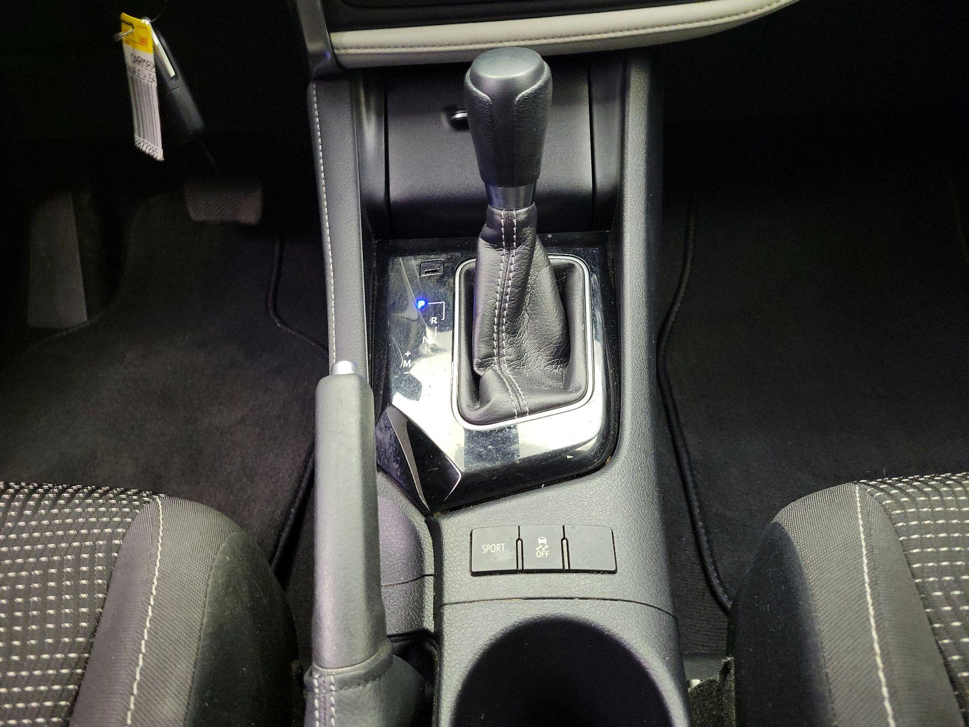 Thumbnail: 2017 Toyota Corolla iM - 18