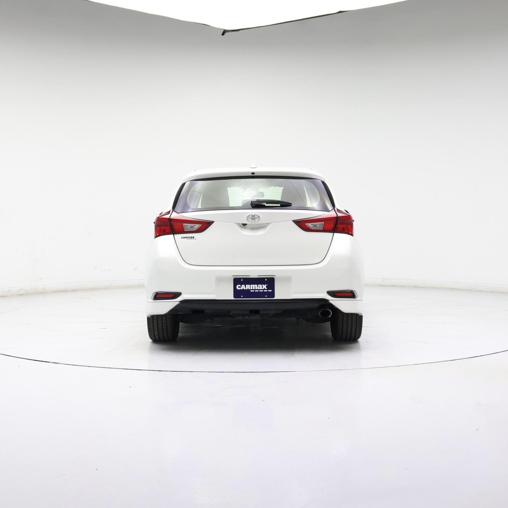 Thumbnail: 2017 Toyota Corolla iM - 6