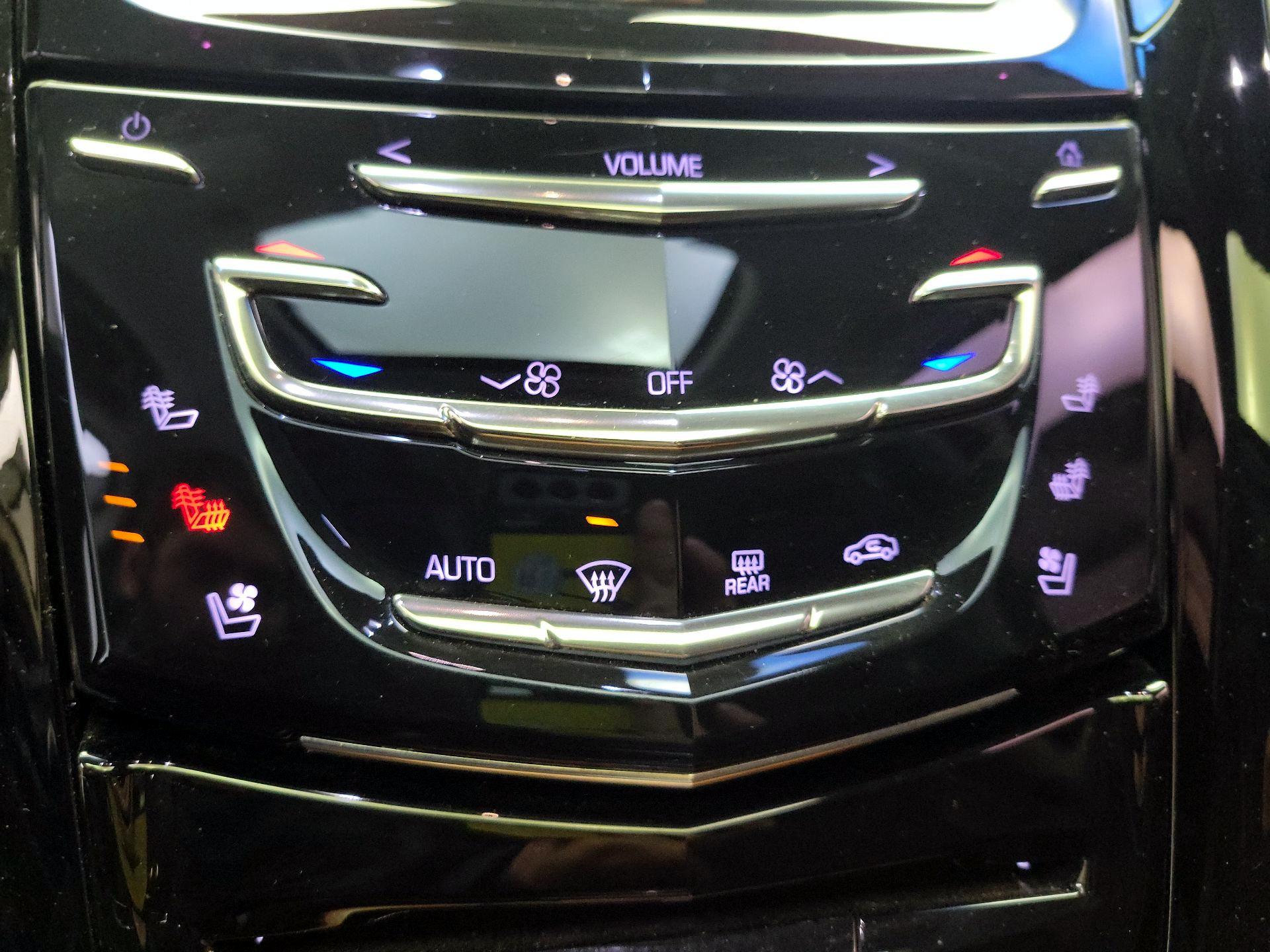 Thumbnail: 2016 Cadillac Escalade - 15