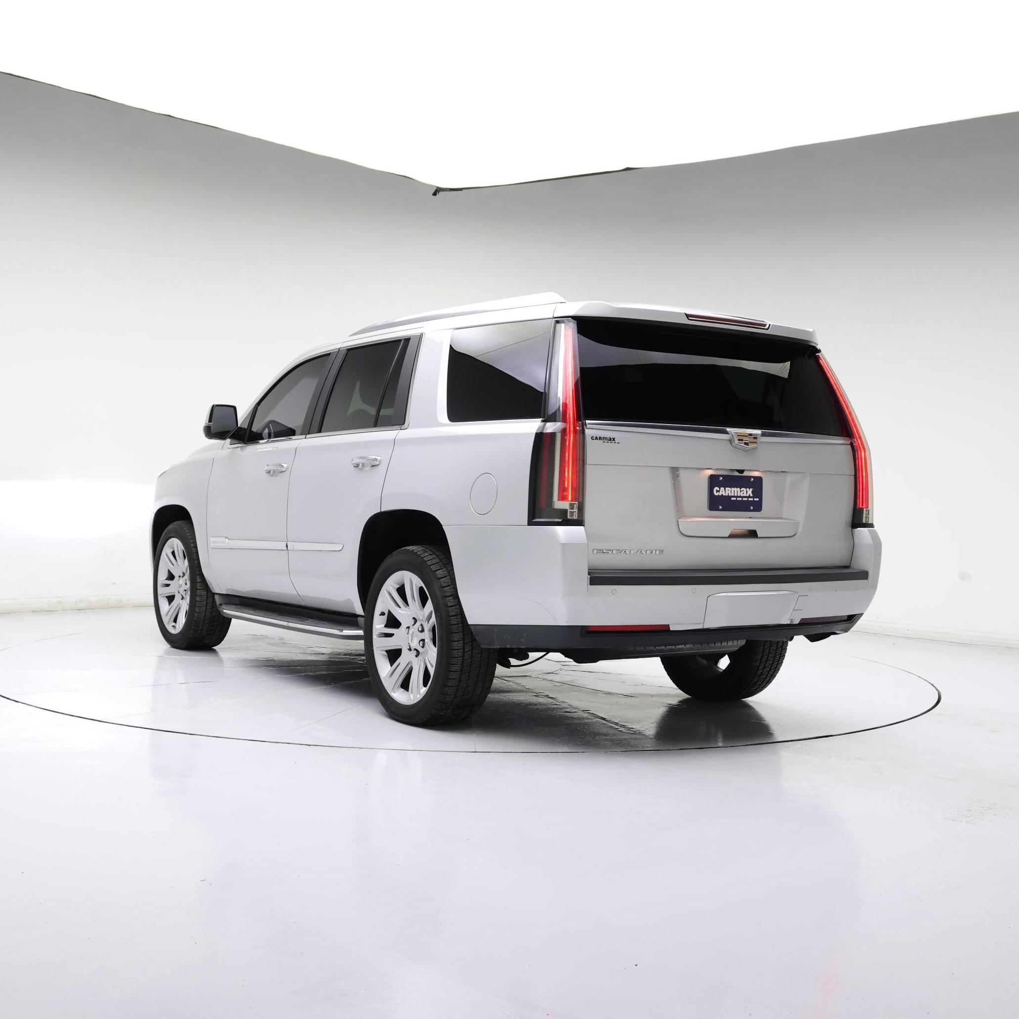 Thumbnail: 2016 Cadillac Escalade - 2