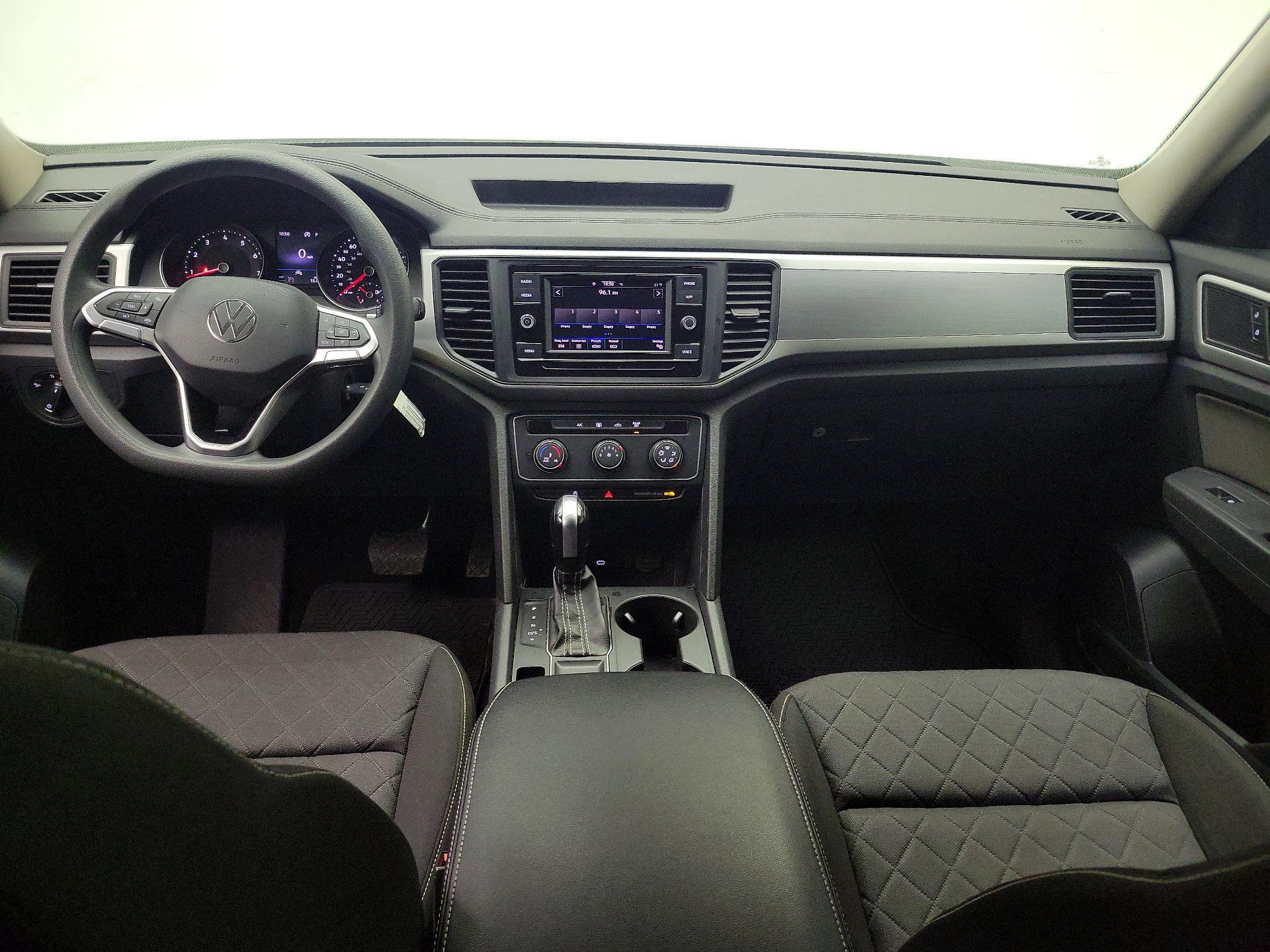 Thumbnail: 2021 Volkswagen Atlas - 9