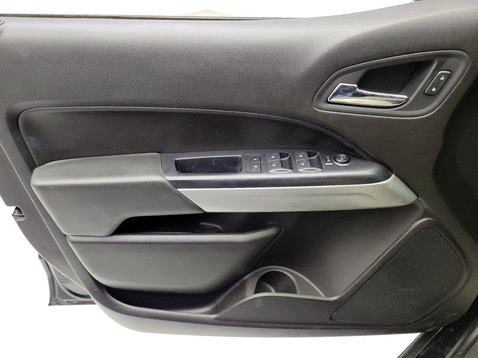 Thumbnail: 2017 Chevrolet Colorado - 12