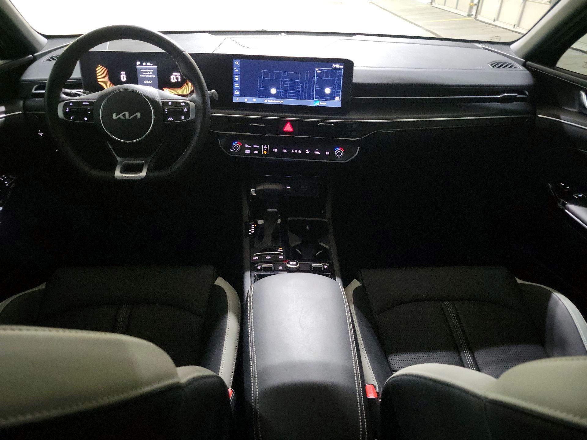 Thumbnail: 2025 Kia K5 - 8