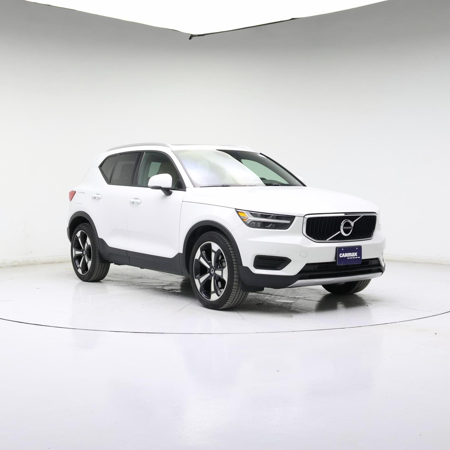 Thumbnail: 2020 Volvo XC40 - 2