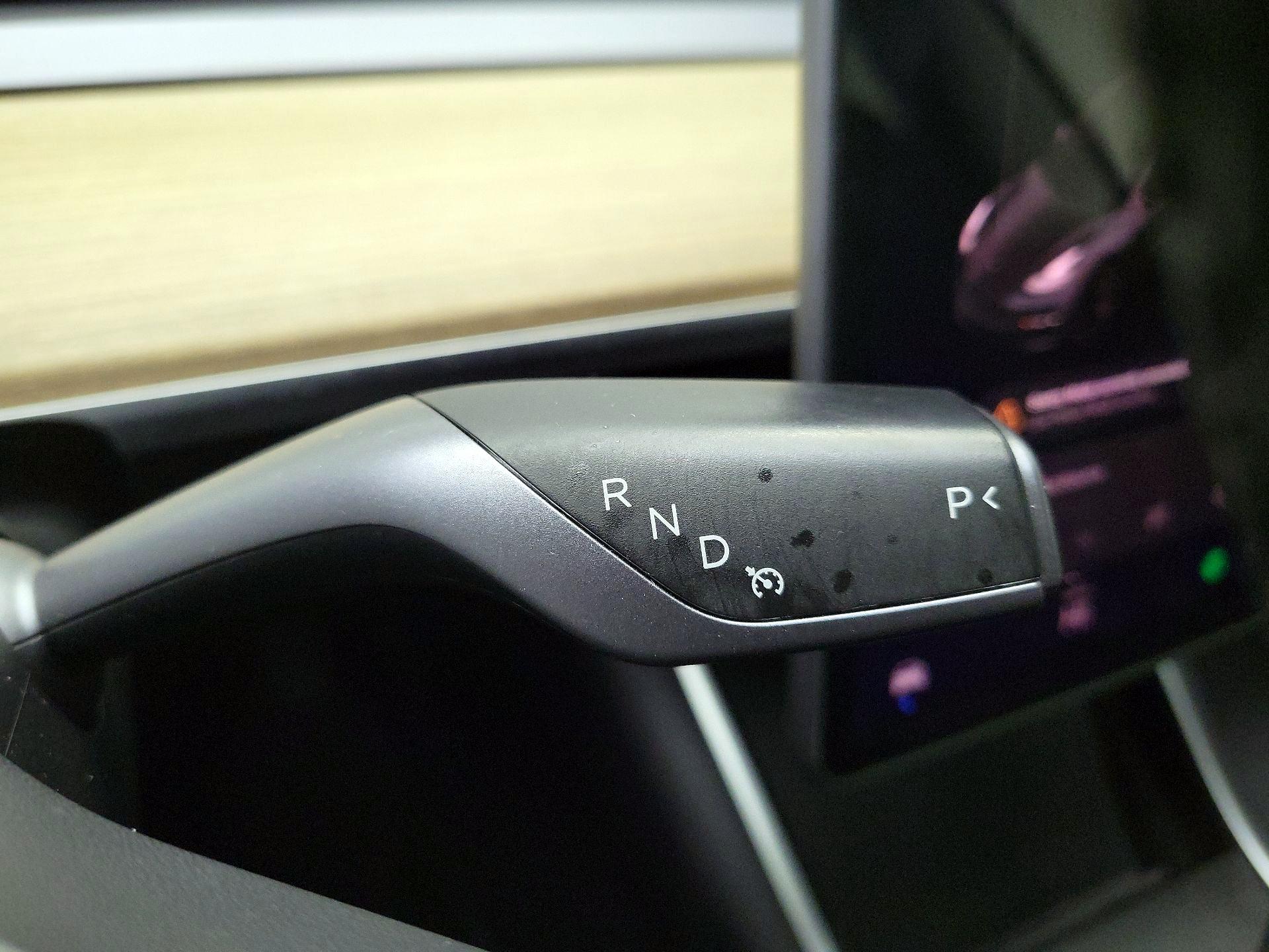 Thumbnail: 2019 Tesla Model 3 - 17