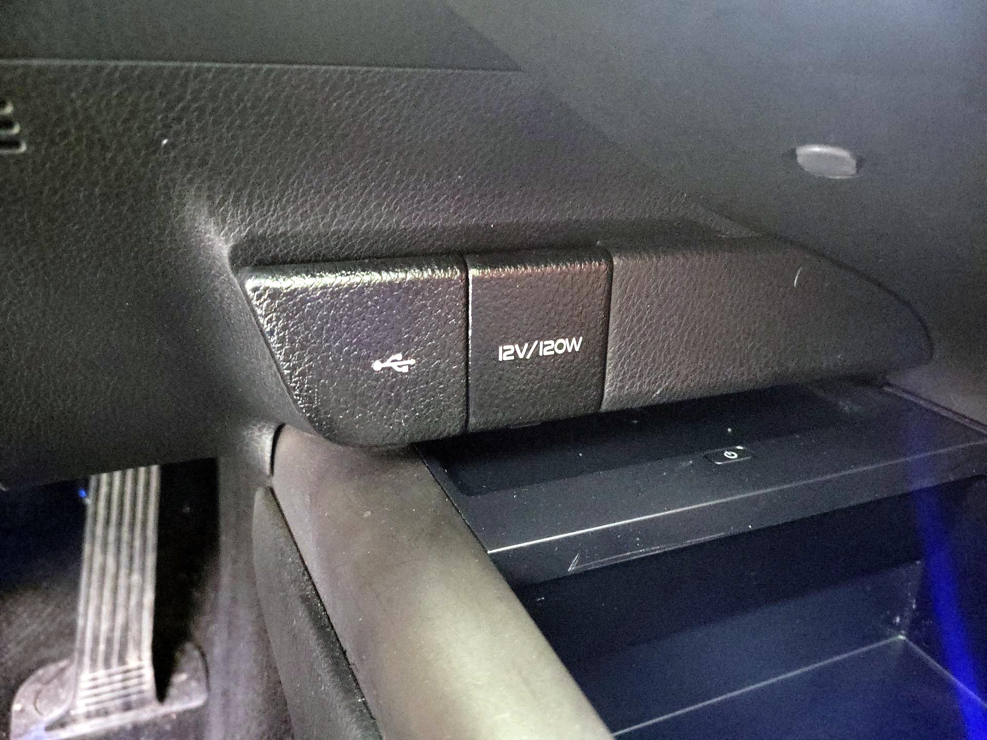 Thumbnail: 2023 Toyota Camry - 19