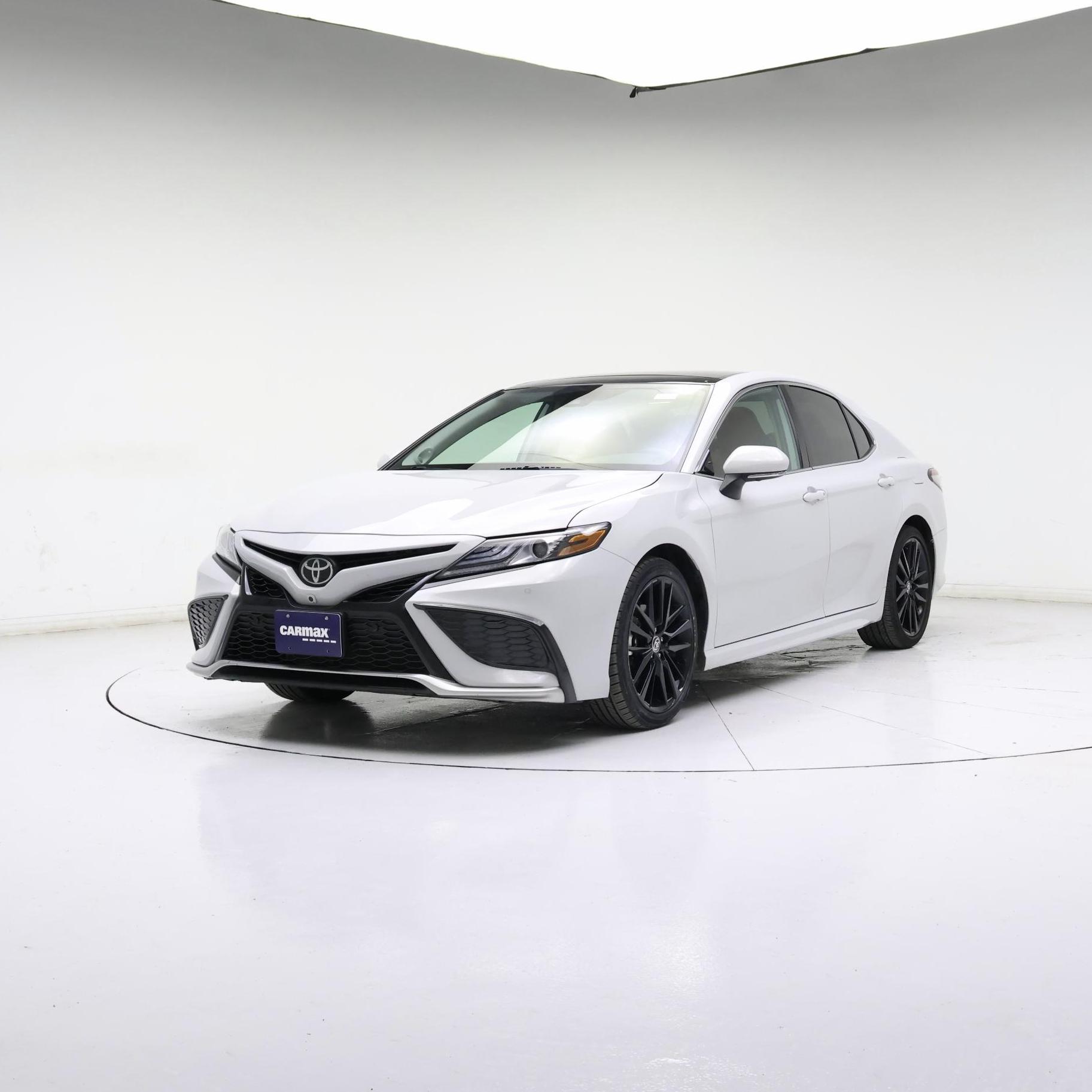 Thumbnail: 2023 Toyota Camry - 4