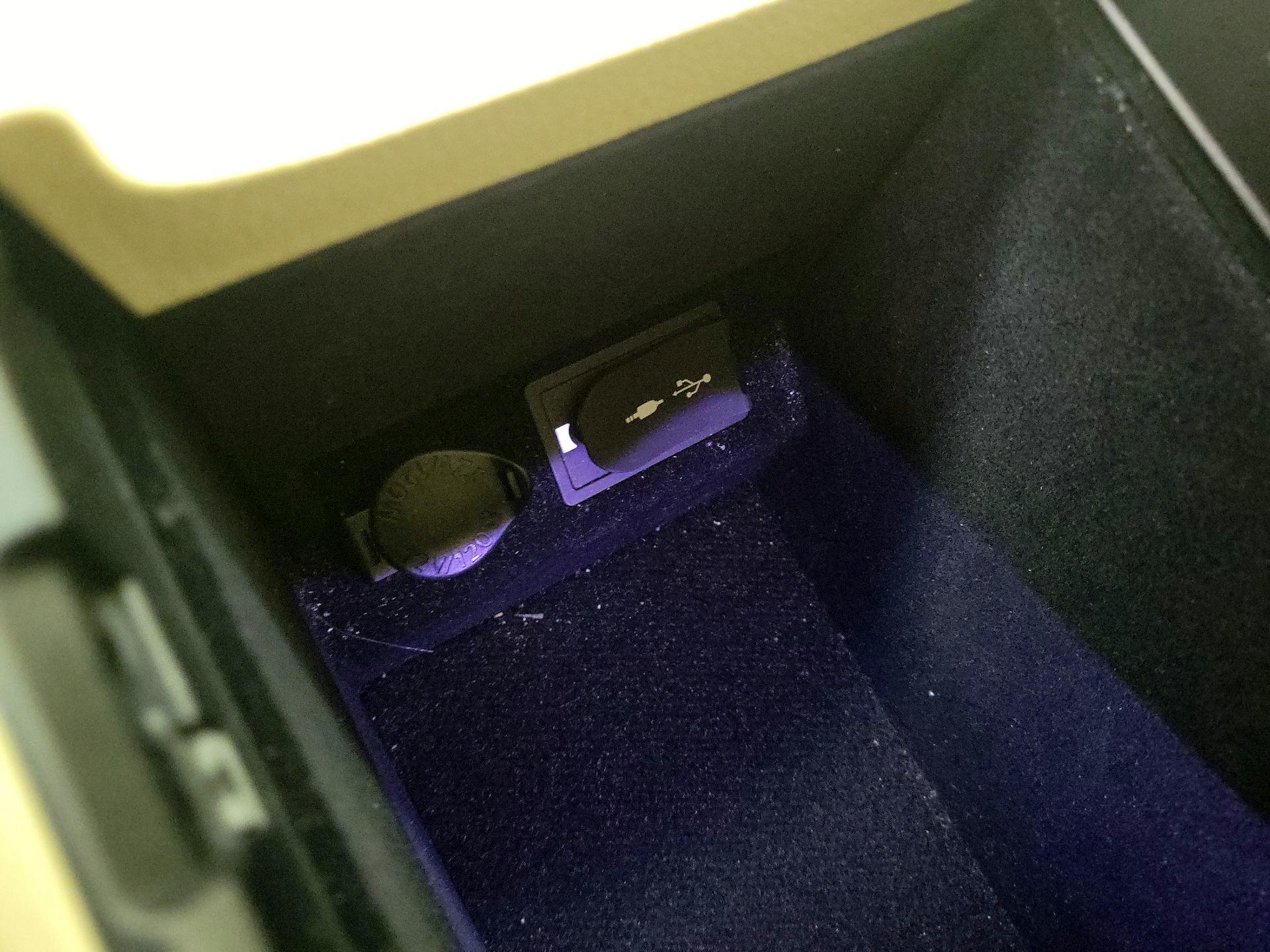 Thumbnail: 2016 Lexus ES - 18