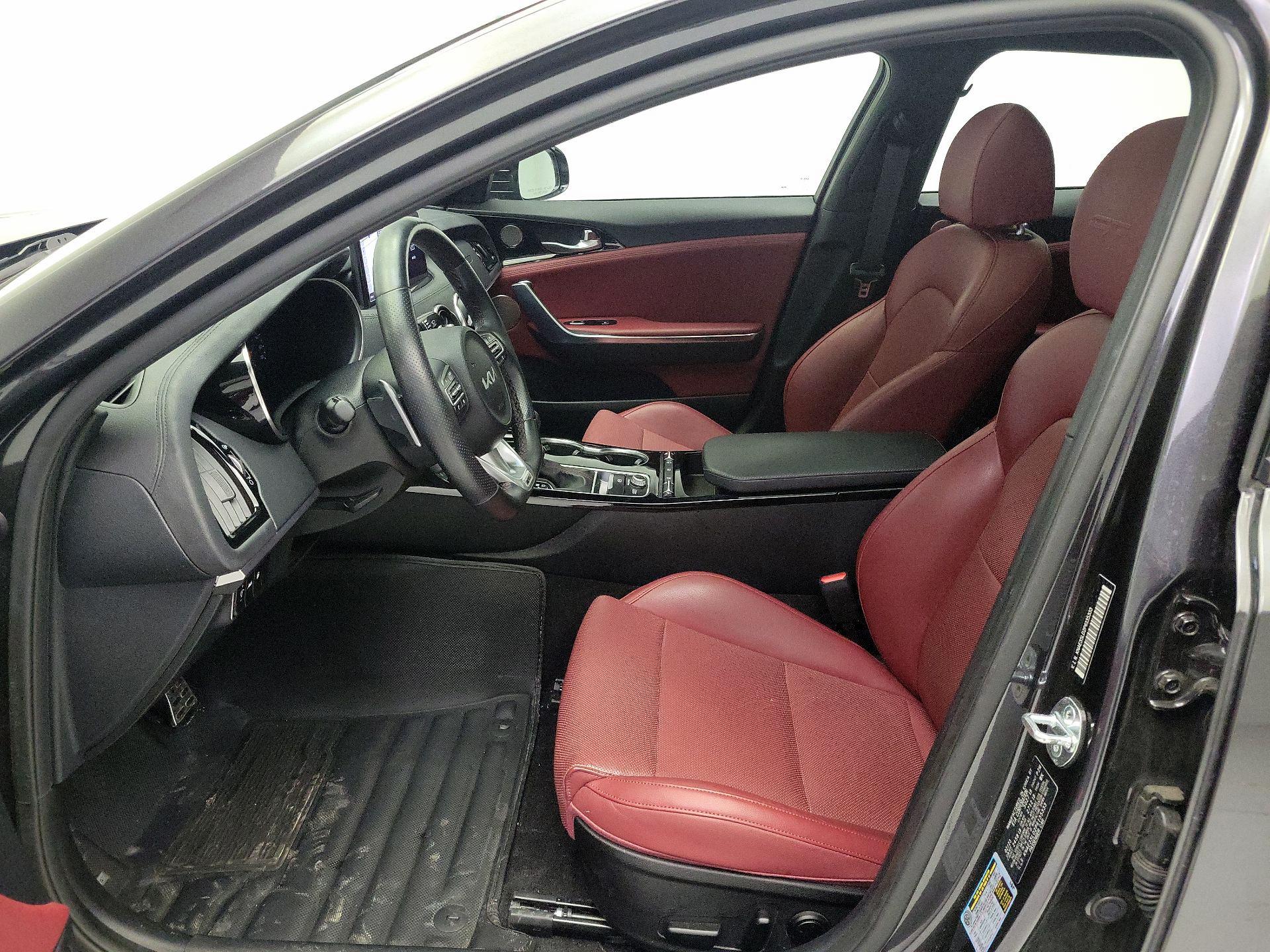 Thumbnail: 2023 Kia Stinger - 11