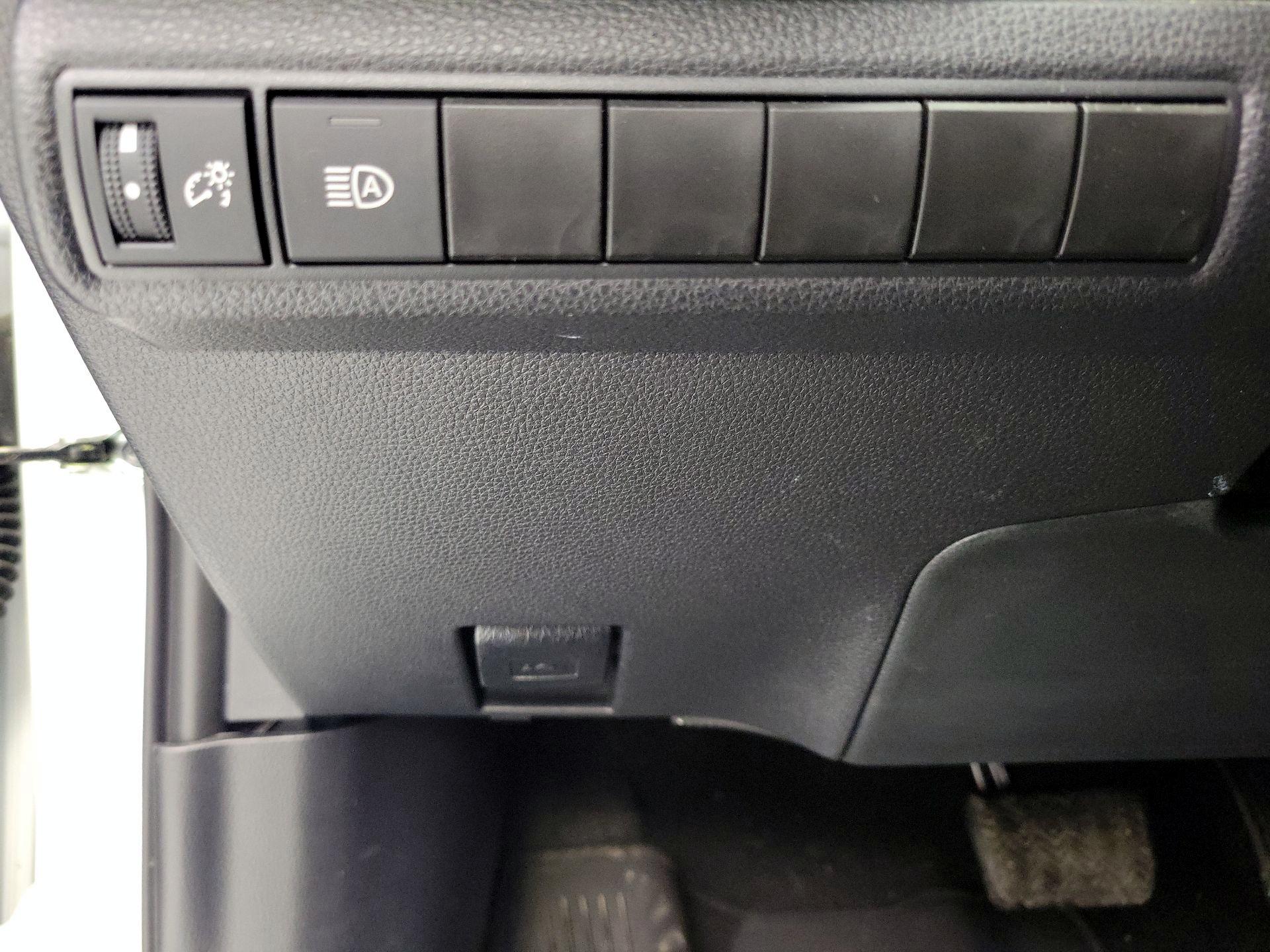 Thumbnail: 2024 Toyota Corolla - 13