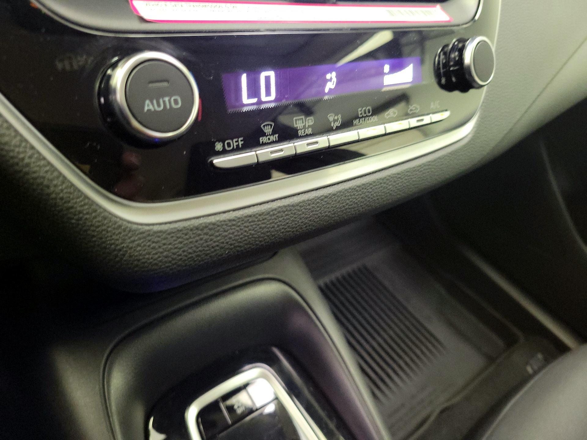 Thumbnail: 2024 Toyota Corolla - 16