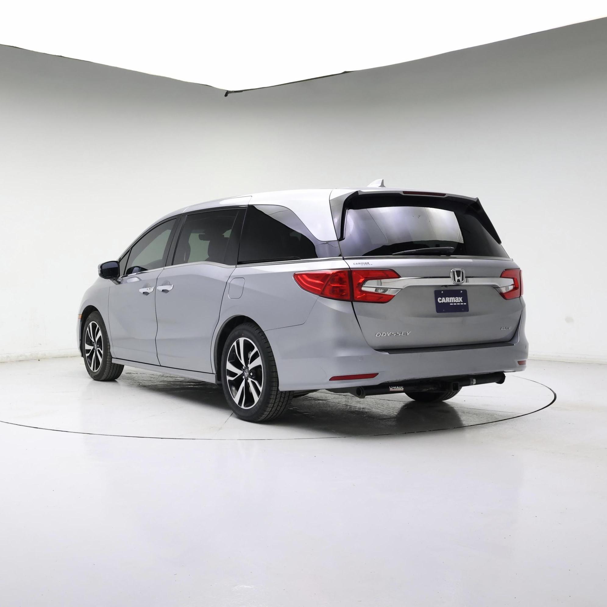 Thumbnail: 2019 Honda Odyssey - 2