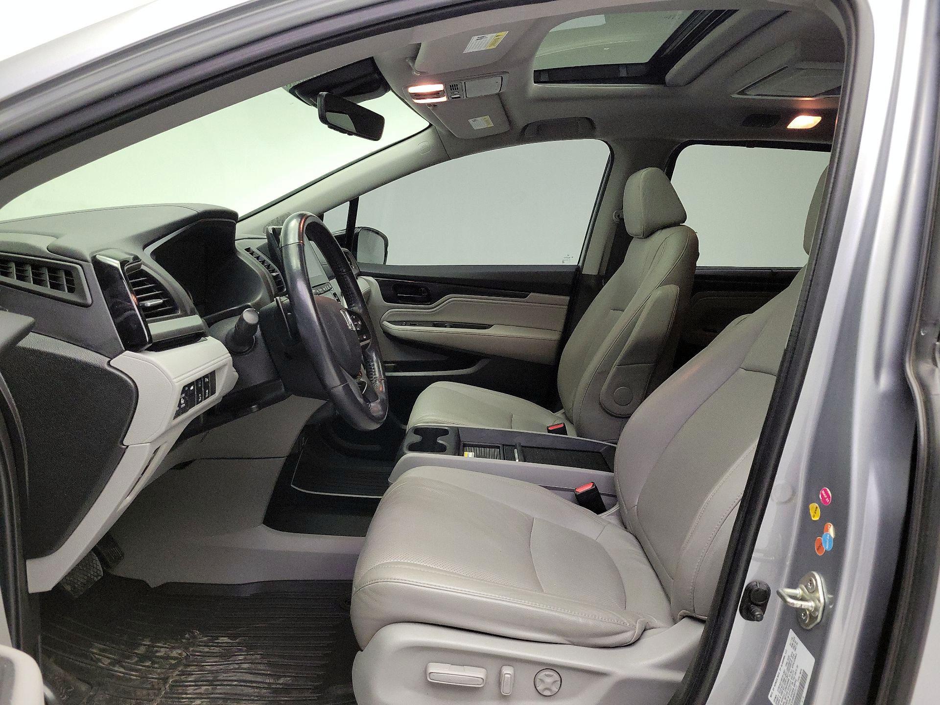 Thumbnail: 2019 Honda Odyssey - 20