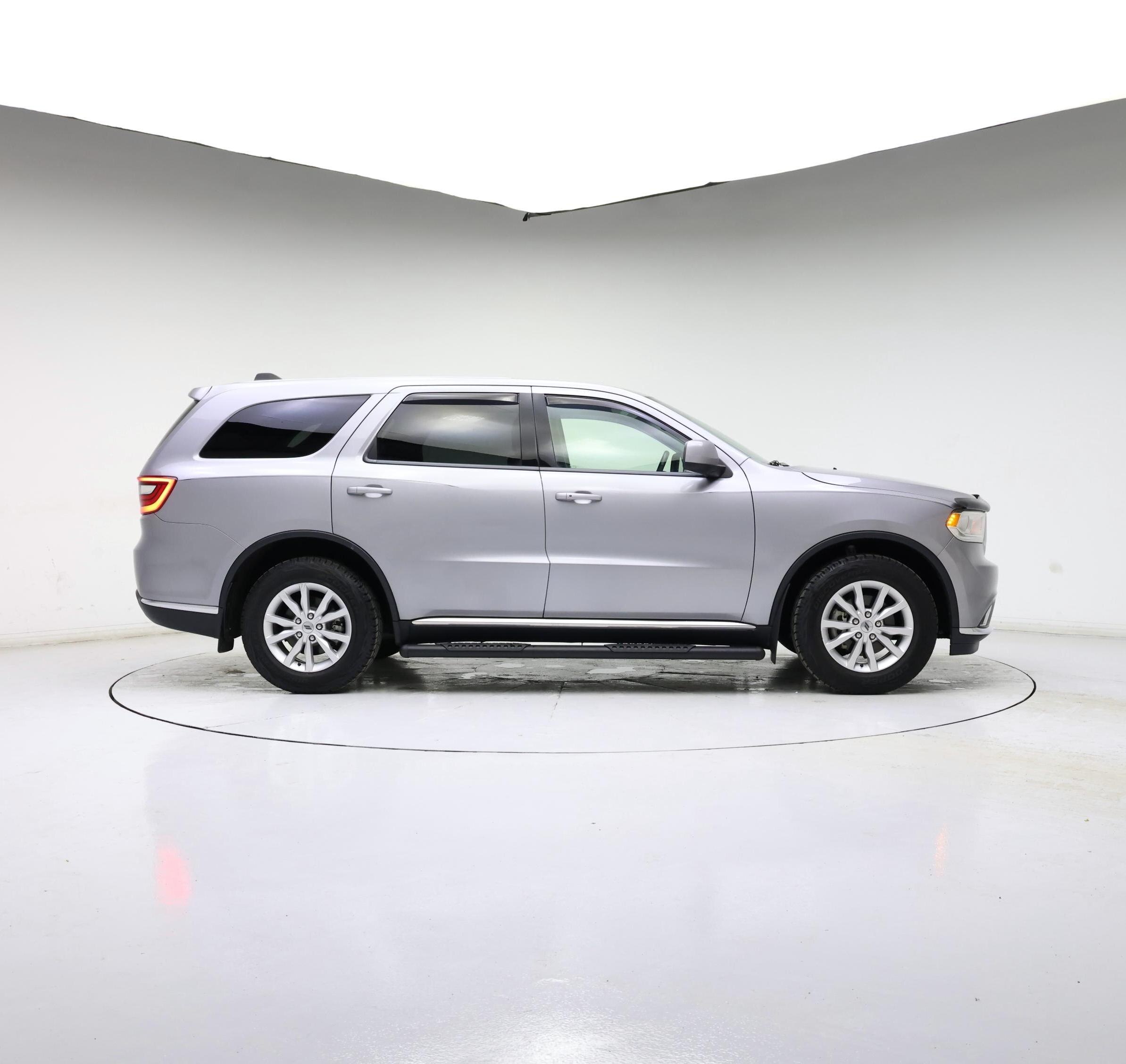 Thumbnail: 2019 Dodge Durango - 3