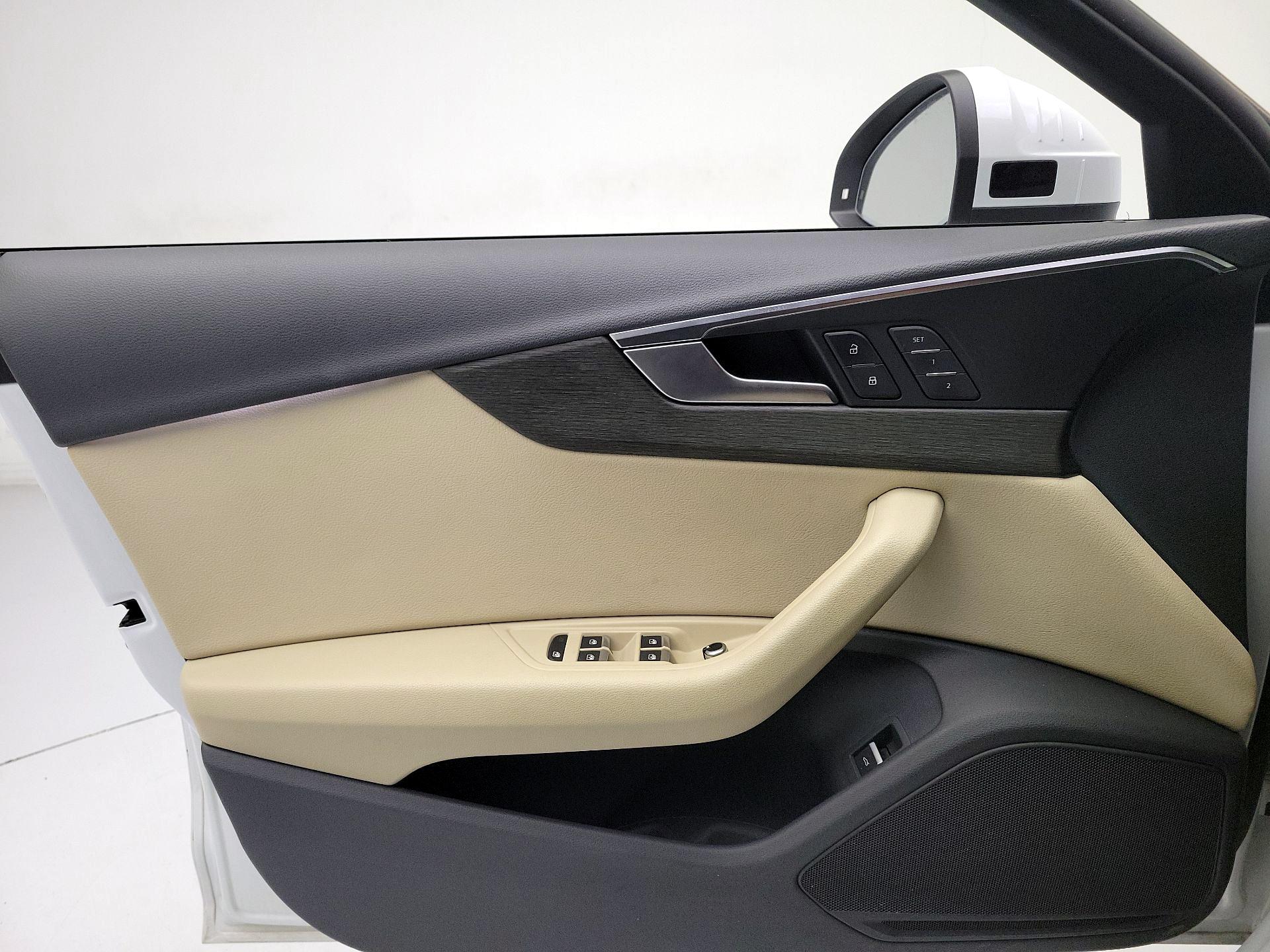 Thumbnail: 2019 Audi A4 - 12