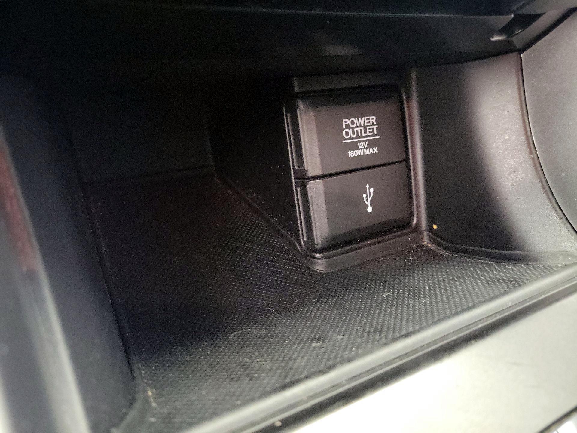 Thumbnail: 2015 Honda Accord - 18