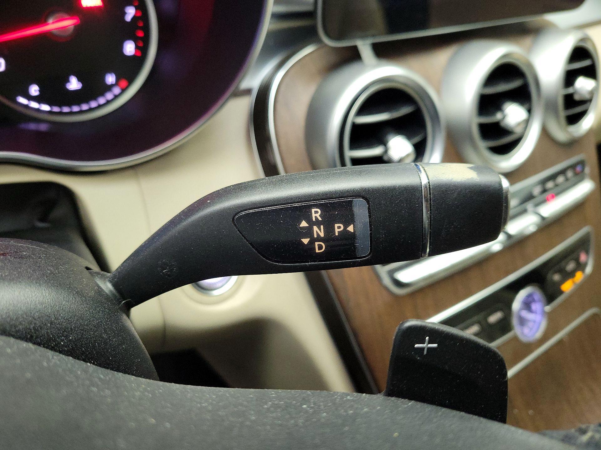 Thumbnail: 2020 Mercedes-Benz C-Class - 17