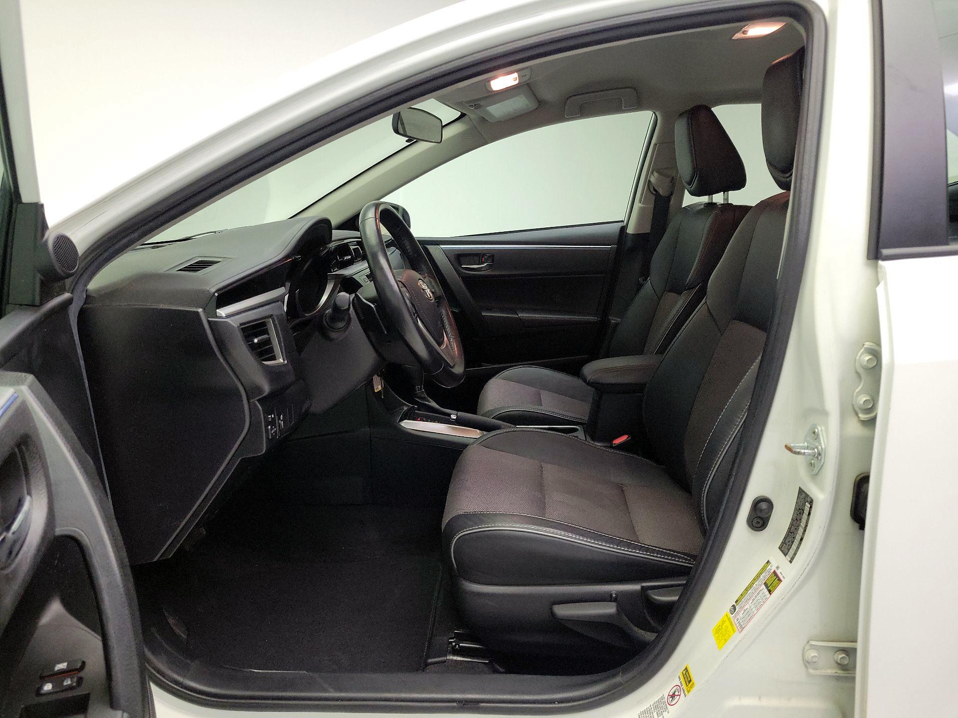 Thumbnail: 2016 Toyota Corolla - 11