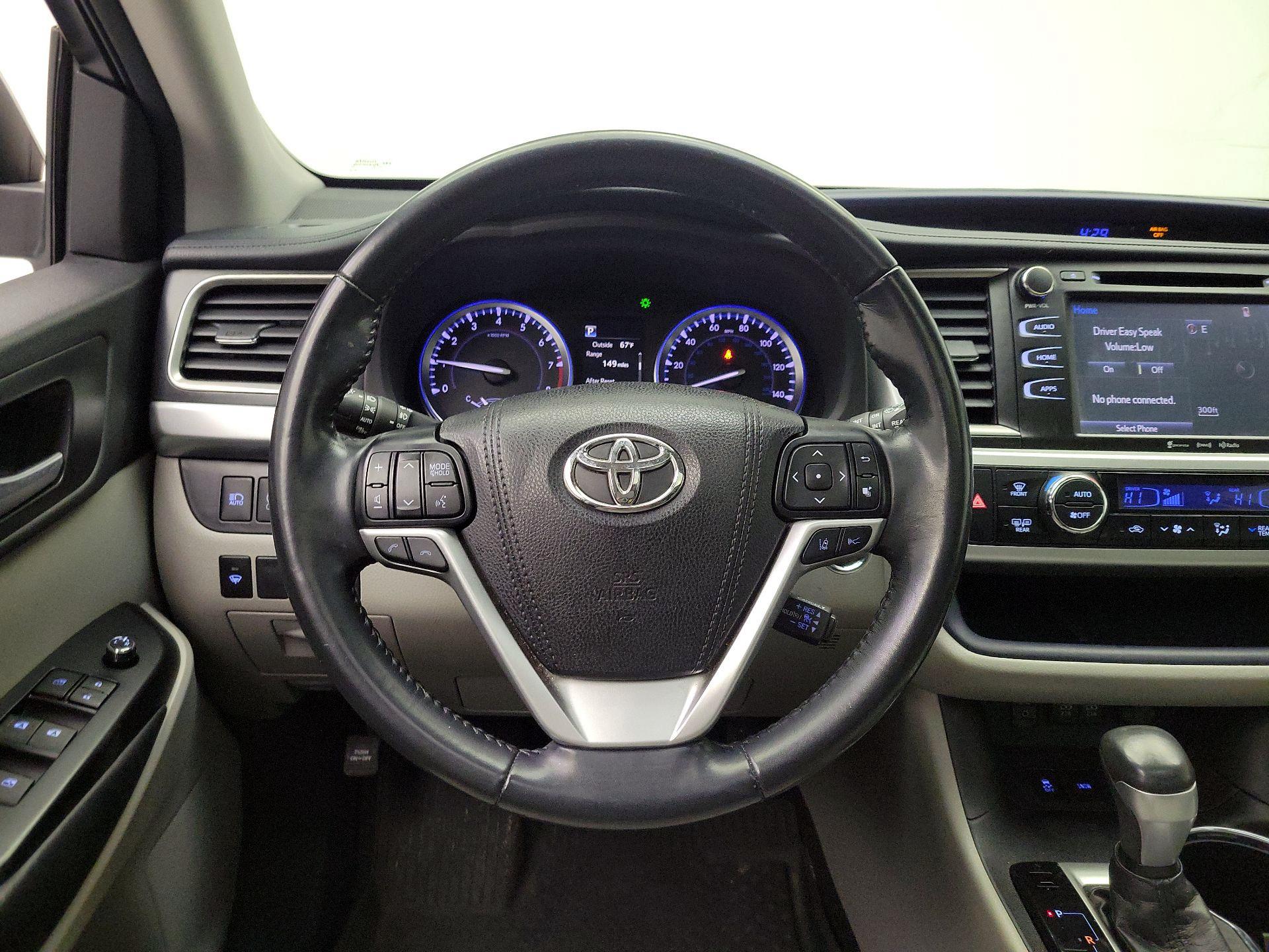 Thumbnail: 2018 Toyota Highlander - 10