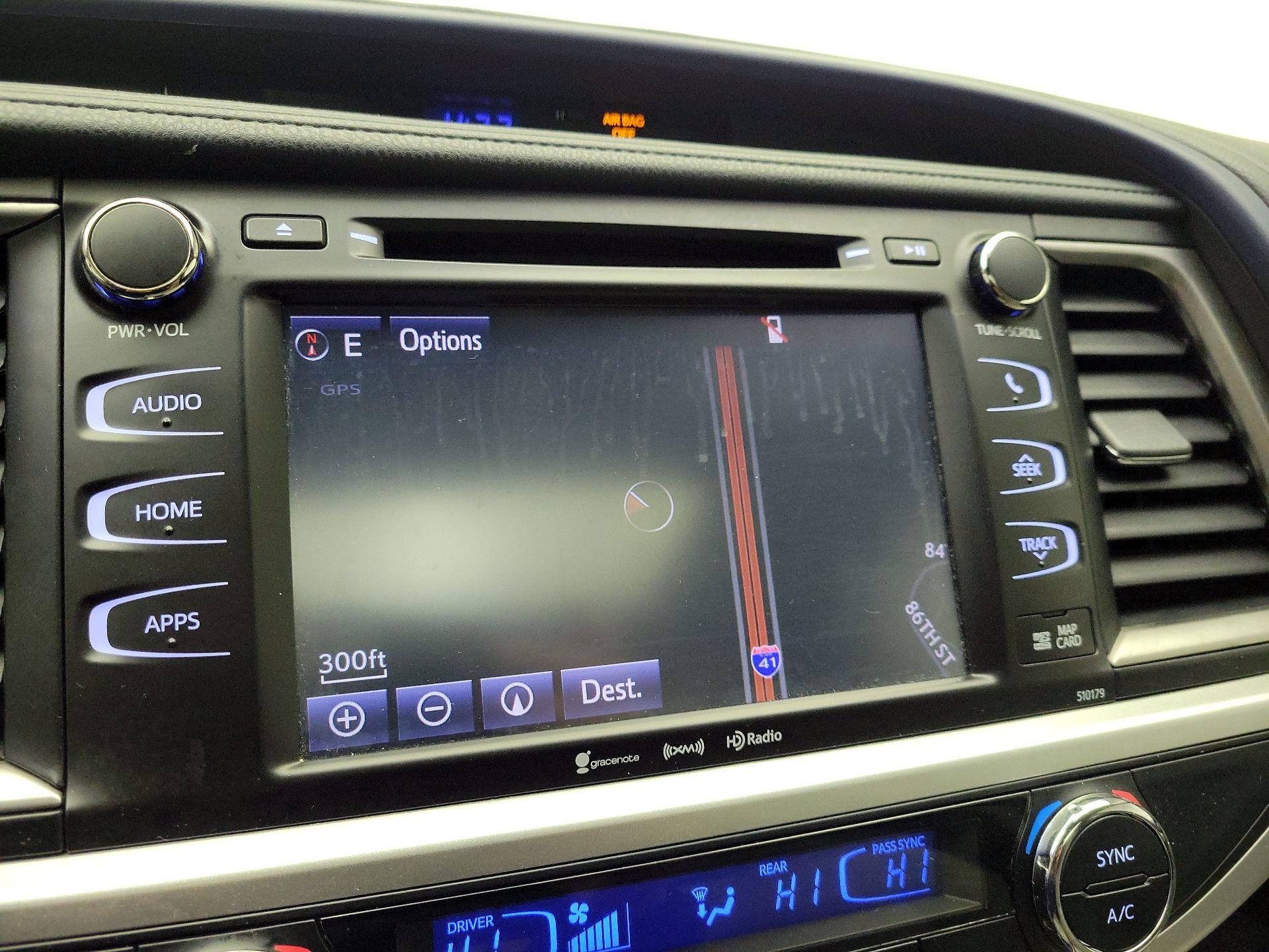 Thumbnail: 2018 Toyota Highlander - 14