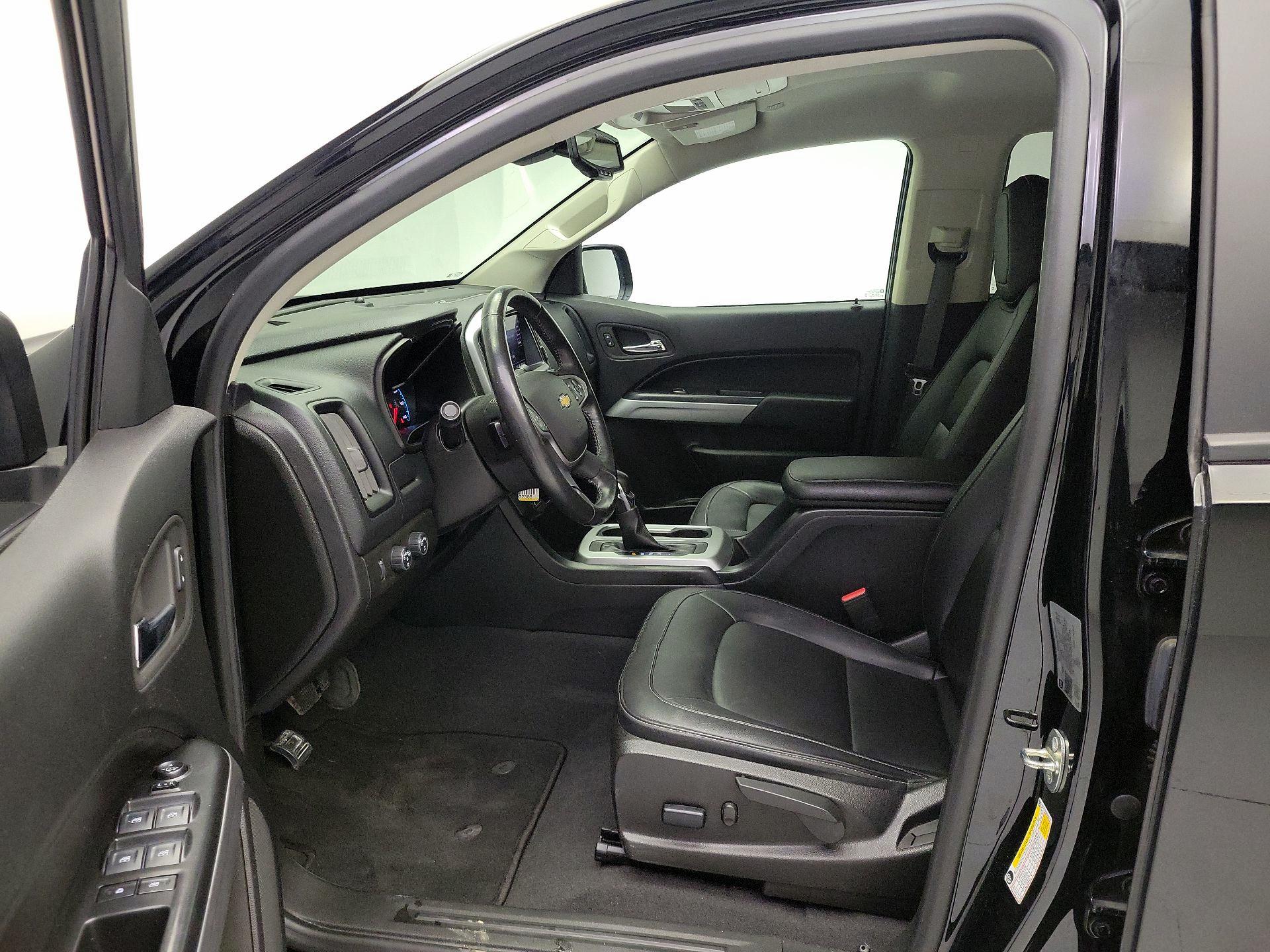 Thumbnail: 2022 Chevrolet Colorado - 11