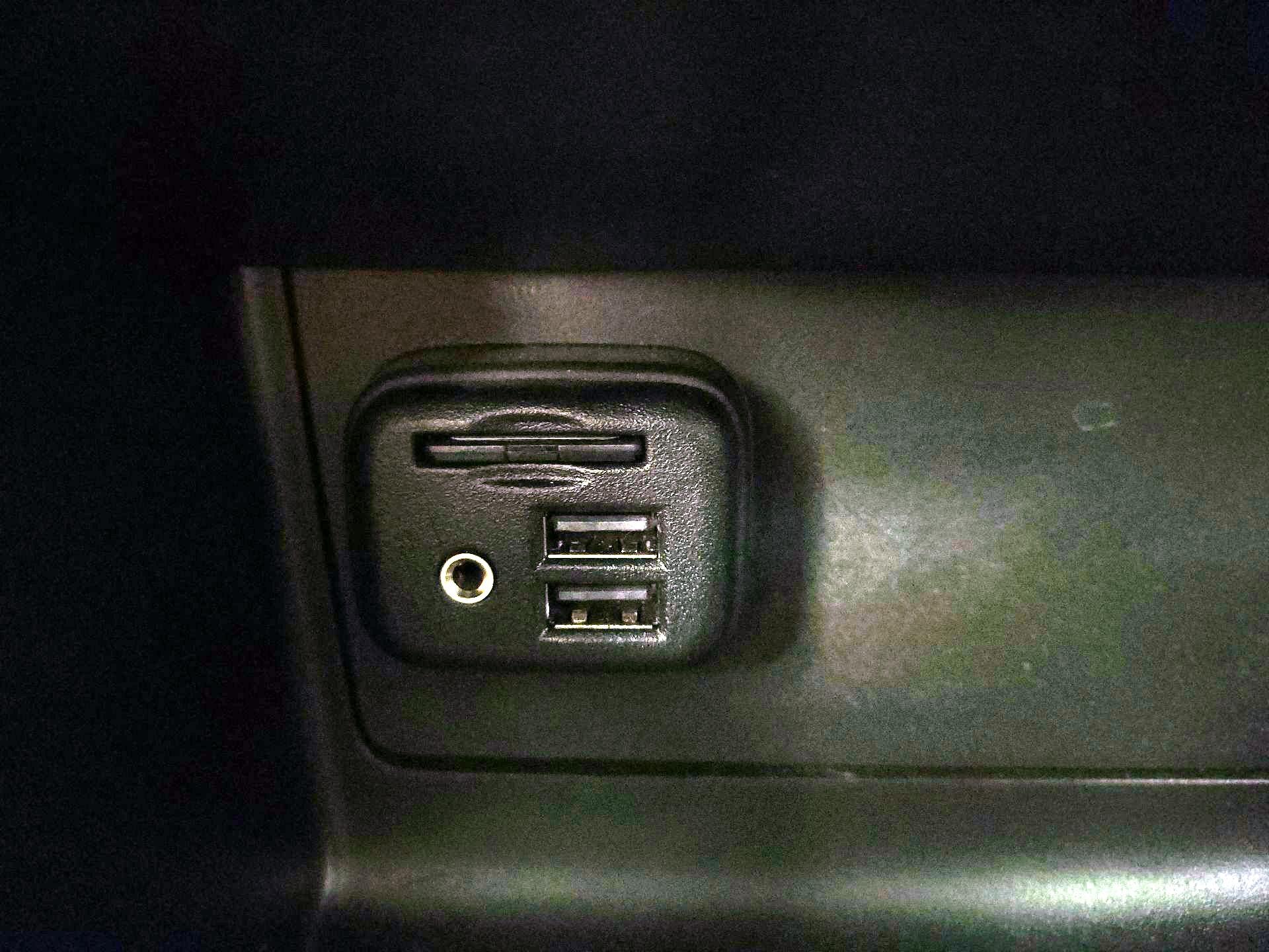 Thumbnail: 2022 Chevrolet Colorado - 17