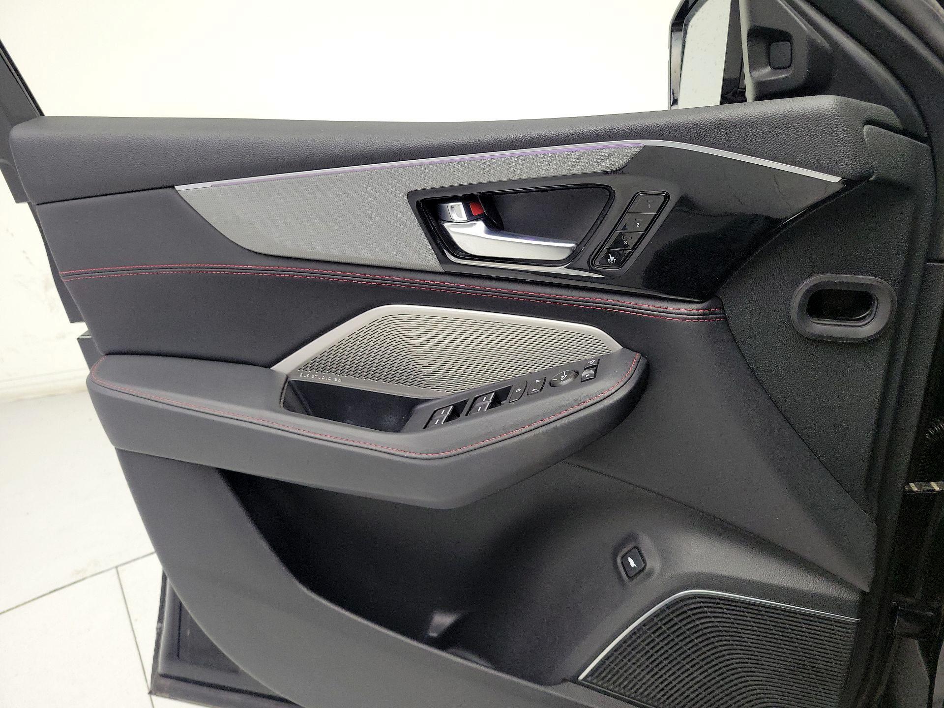 Thumbnail: 2023 Acura MDX - 12