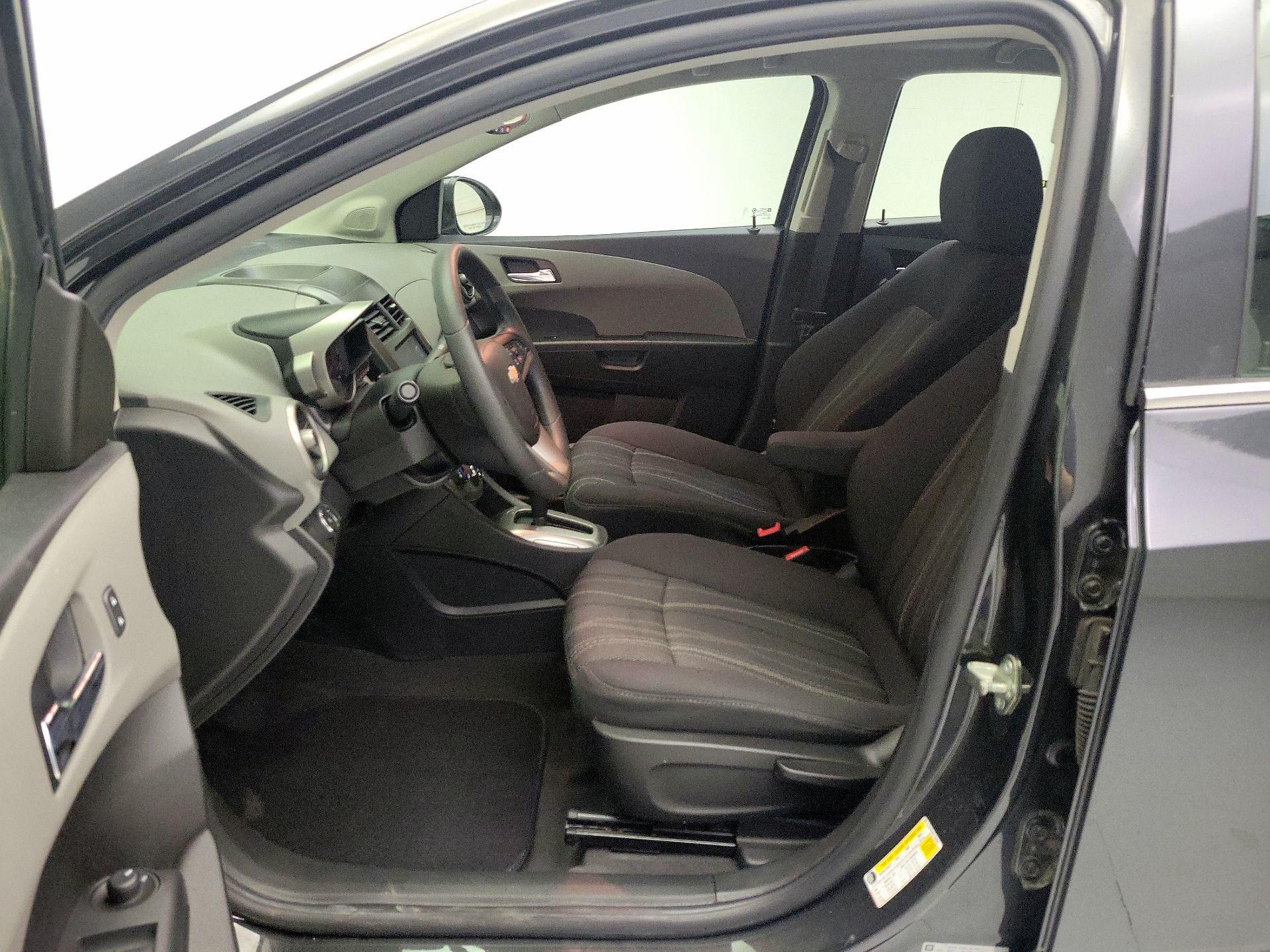 Thumbnail: 2015 Chevrolet Sonic - 11