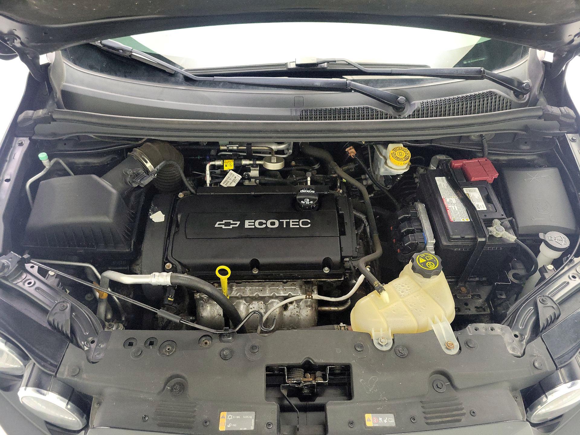 Thumbnail: 2015 Chevrolet Sonic - 20