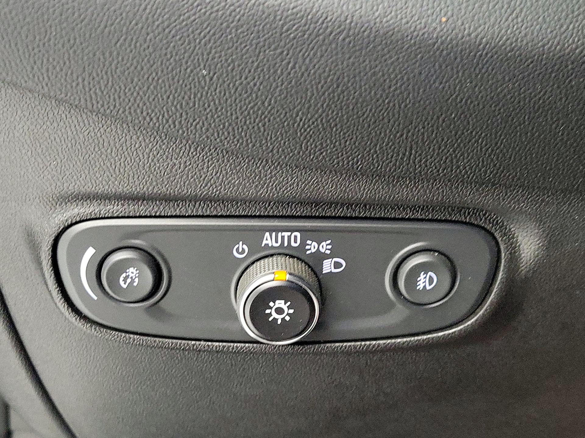 Thumbnail: 2021 Chevrolet Equinox - 13