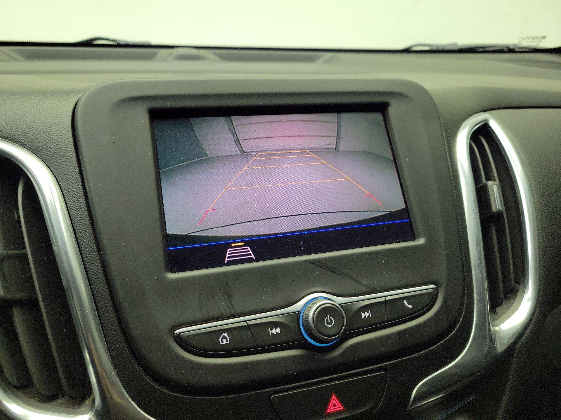 Thumbnail: 2021 Chevrolet Equinox - 14