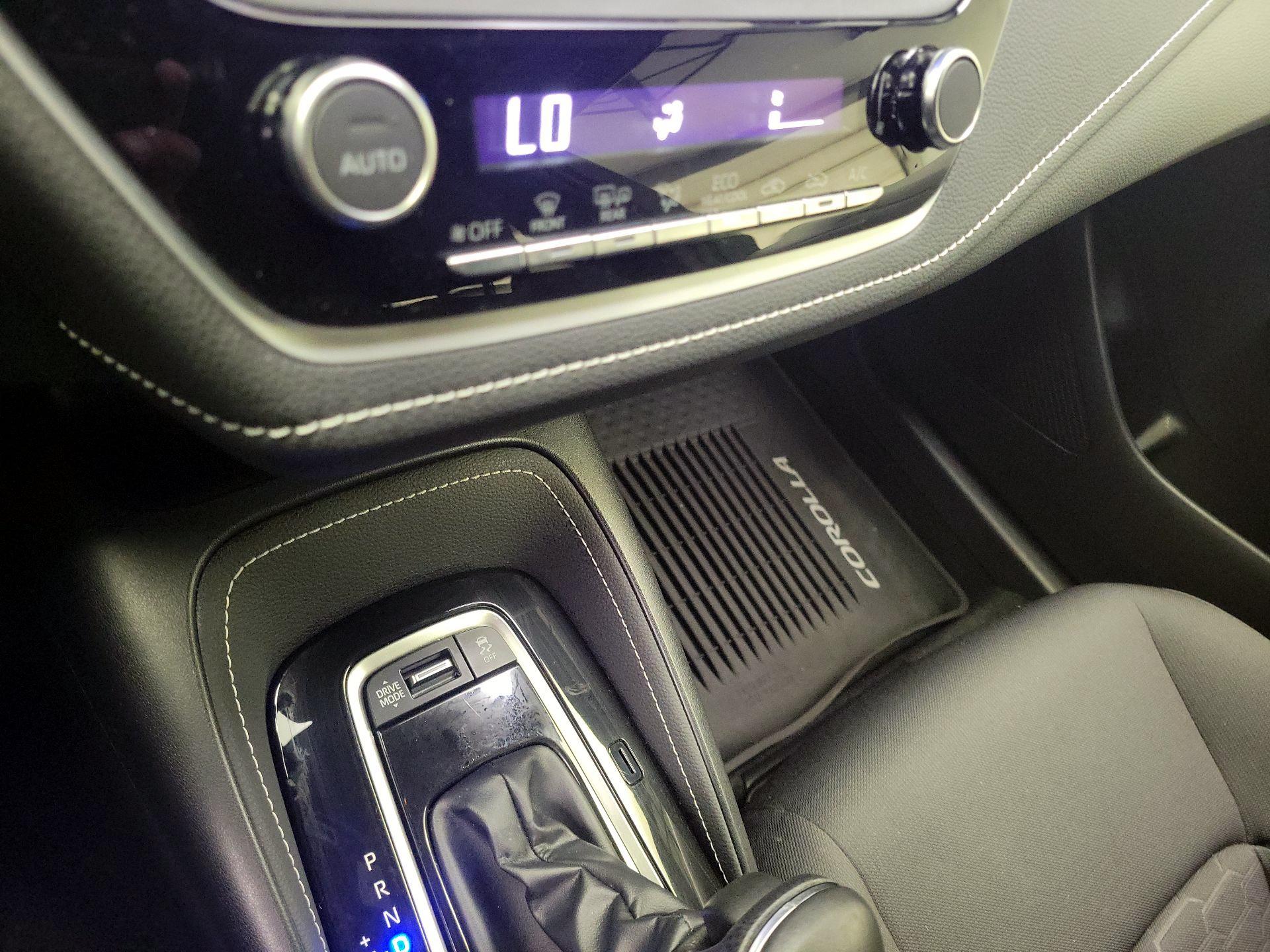 Thumbnail: 2023 Toyota Corolla - 16