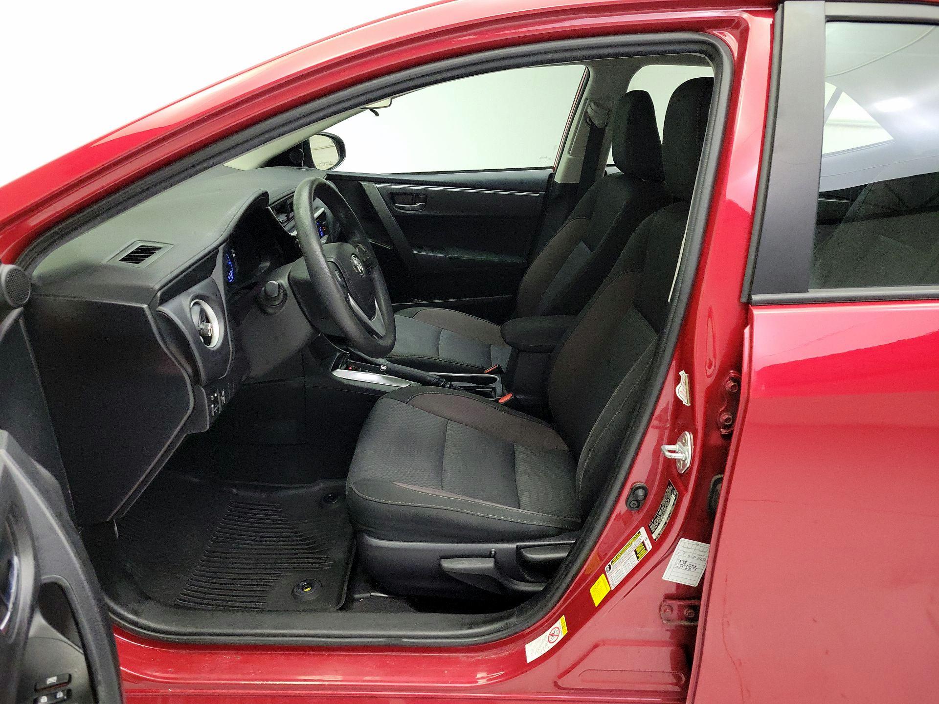 Thumbnail: 2017 Toyota Corolla - 11