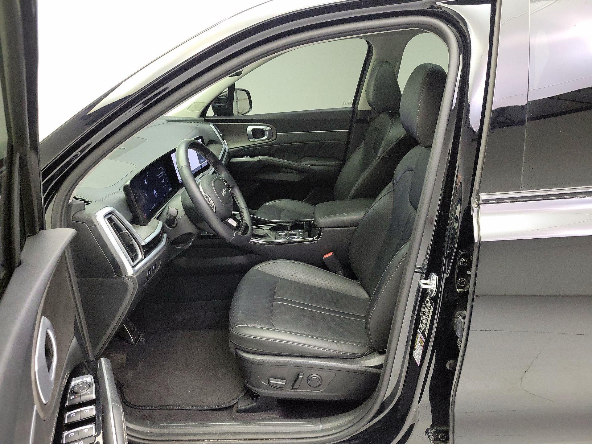 Thumbnail: 2025 Kia Sorento - 11