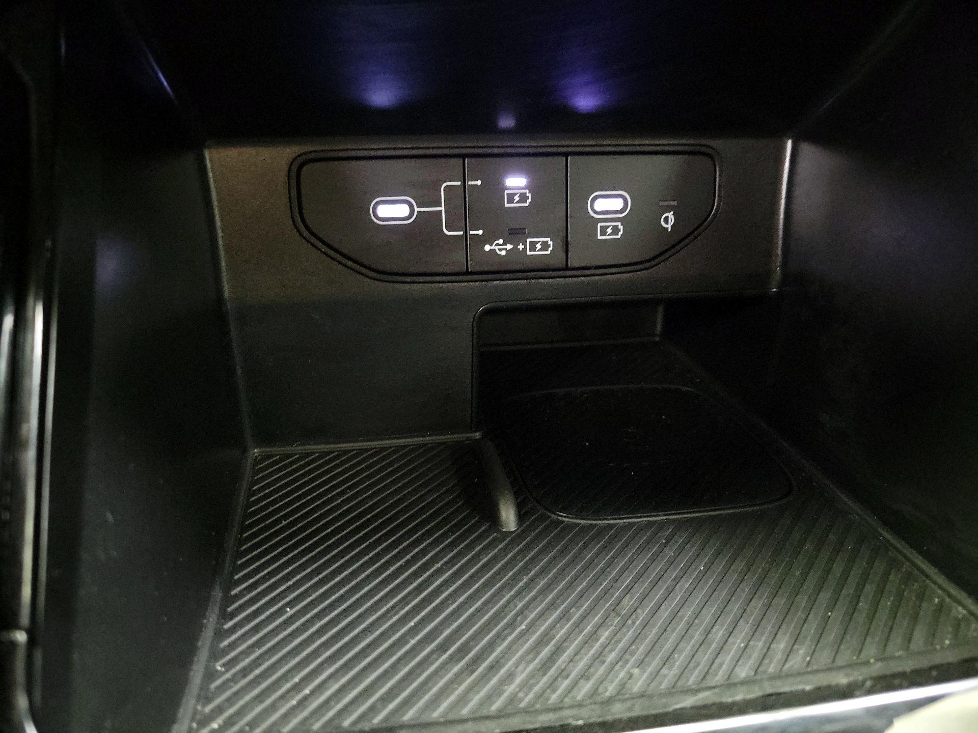 Thumbnail: 2025 Kia Sorento - 19