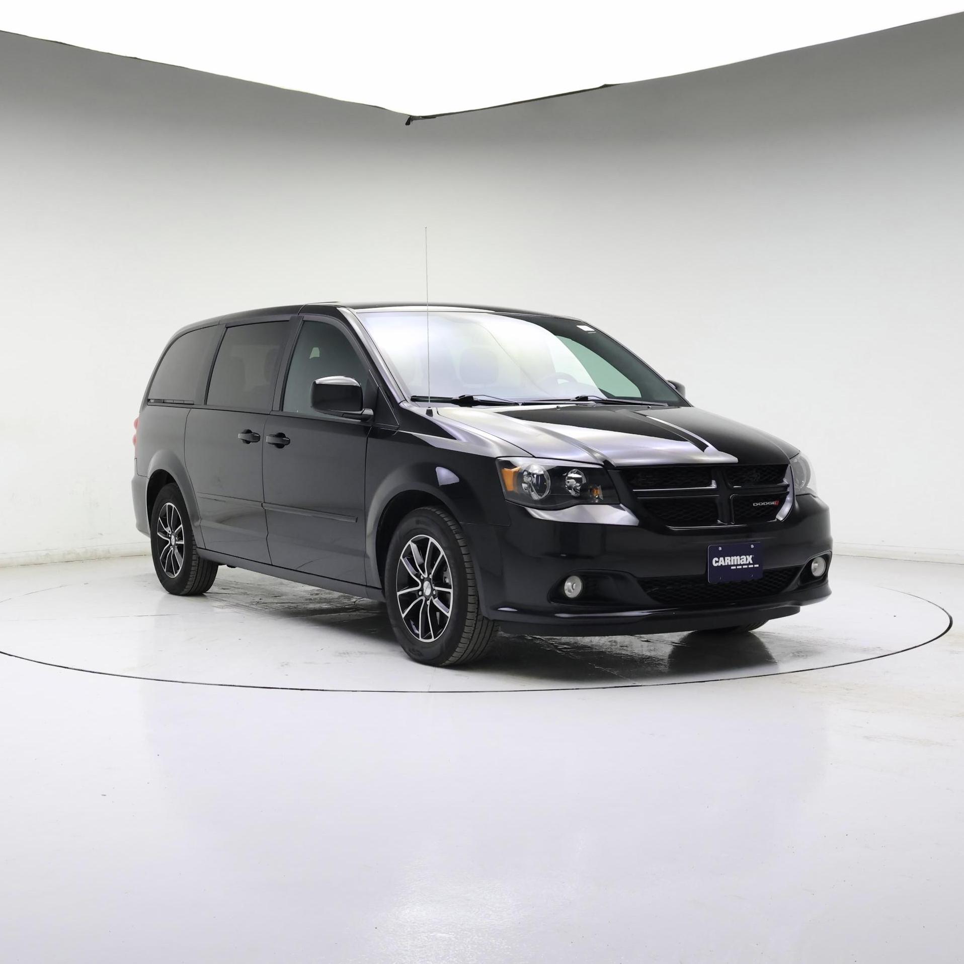 Thumbnail: 2016 Dodge Grand Caravan - 2