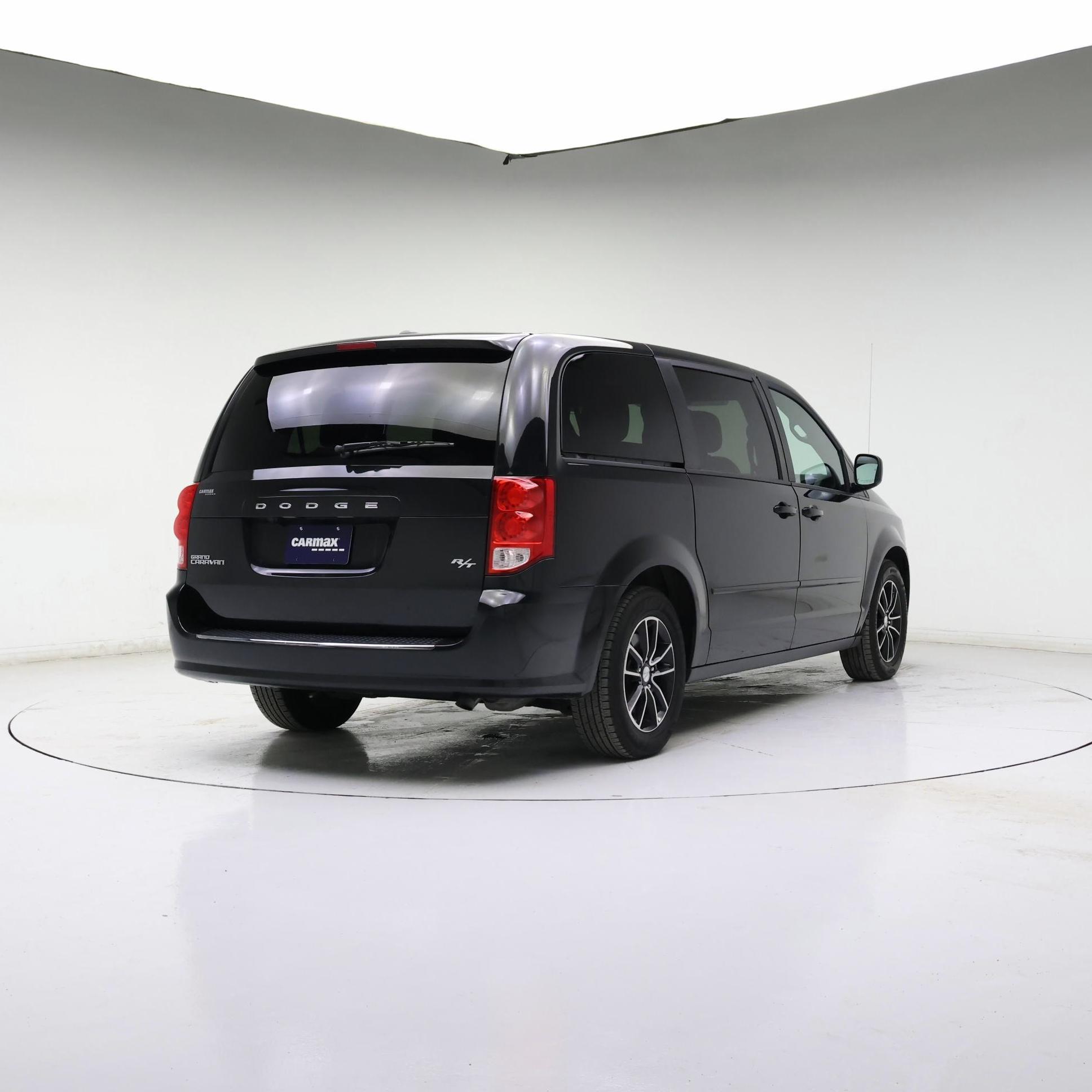 Thumbnail: 2016 Dodge Grand Caravan - 4