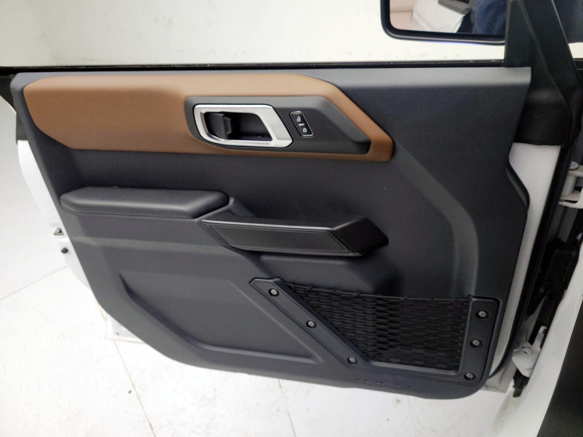 Thumbnail: 2024 Ford Bronco - 12