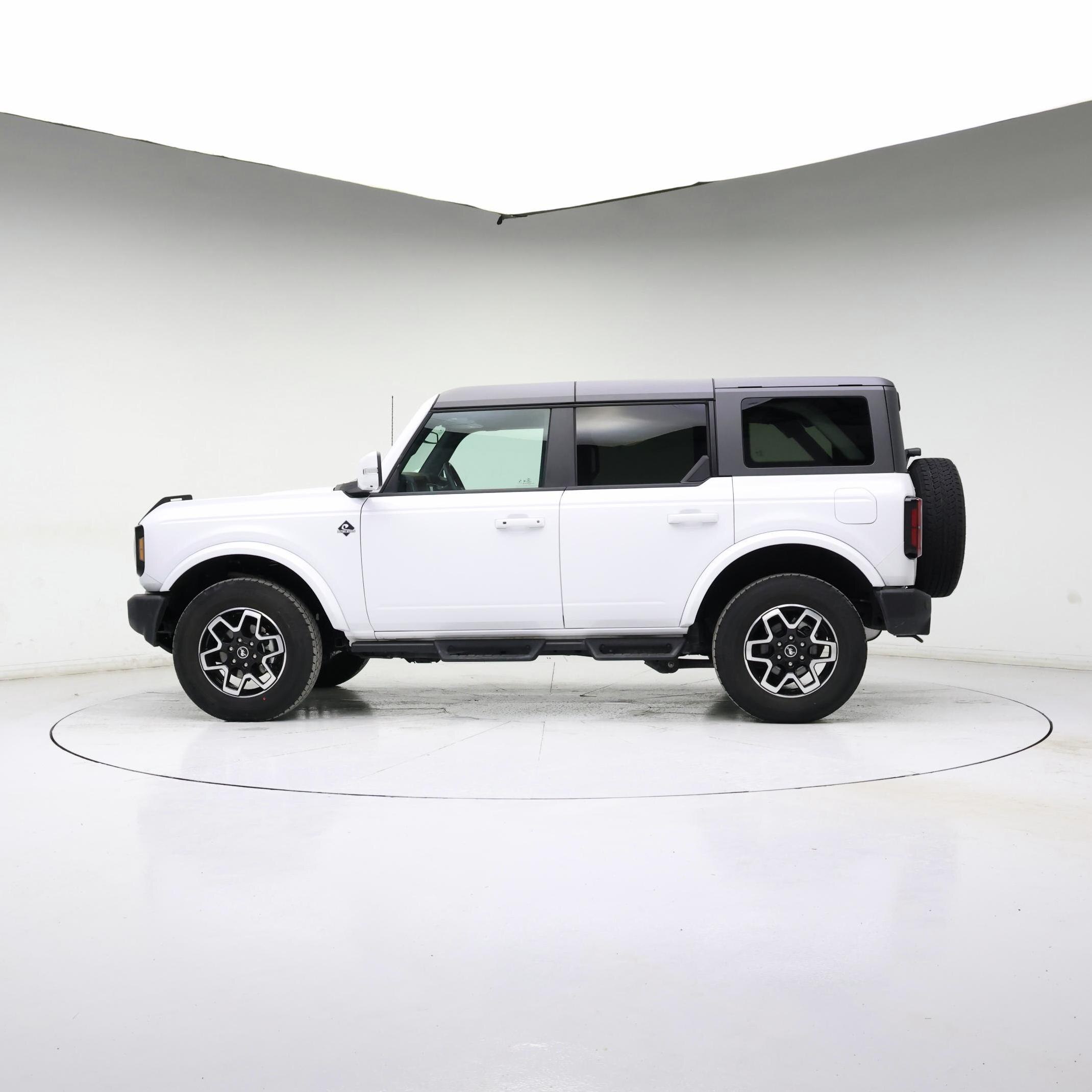 Thumbnail: 2024 Ford Bronco - 3