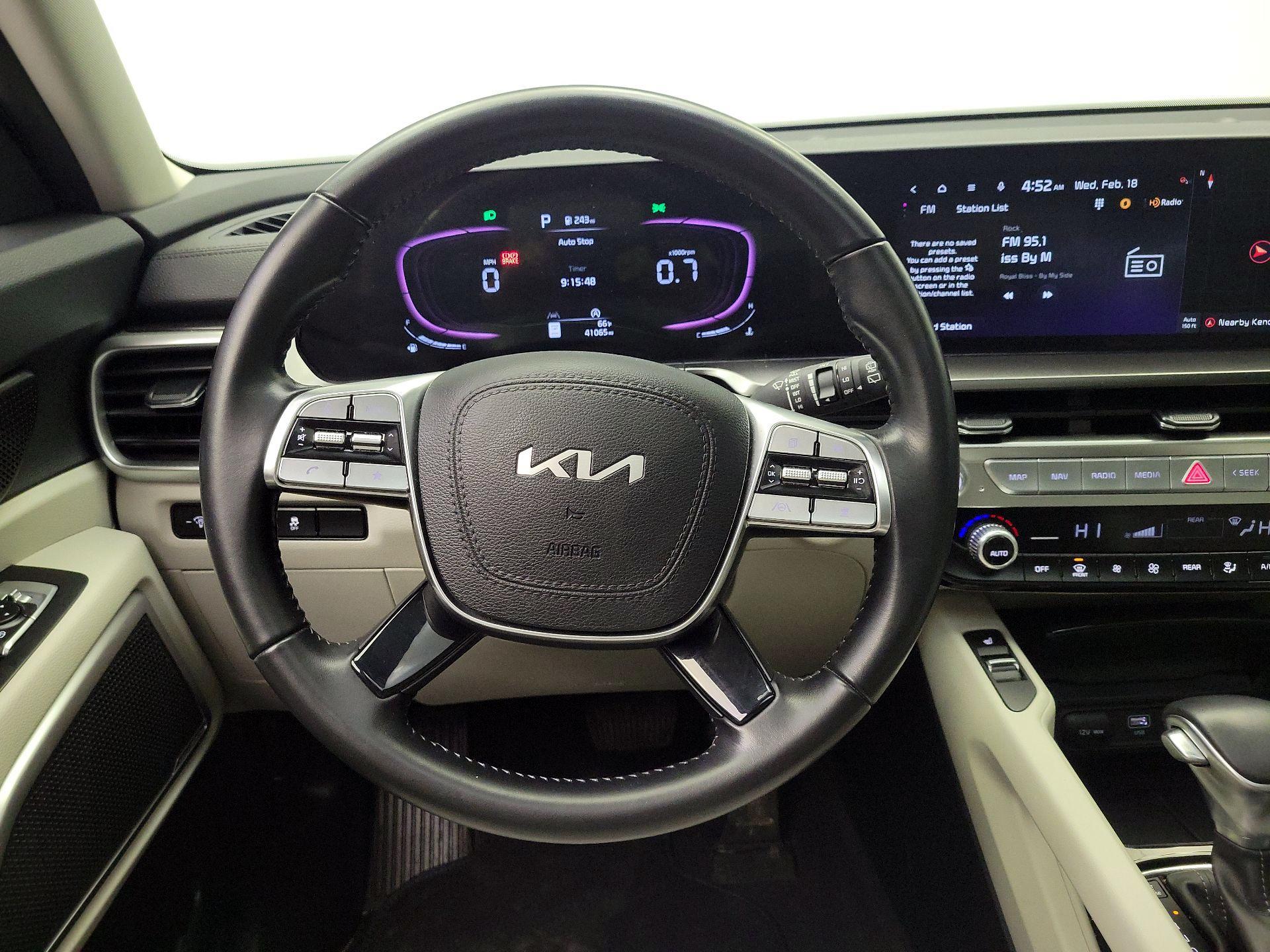 Thumbnail: 2023 Kia Telluride - 10