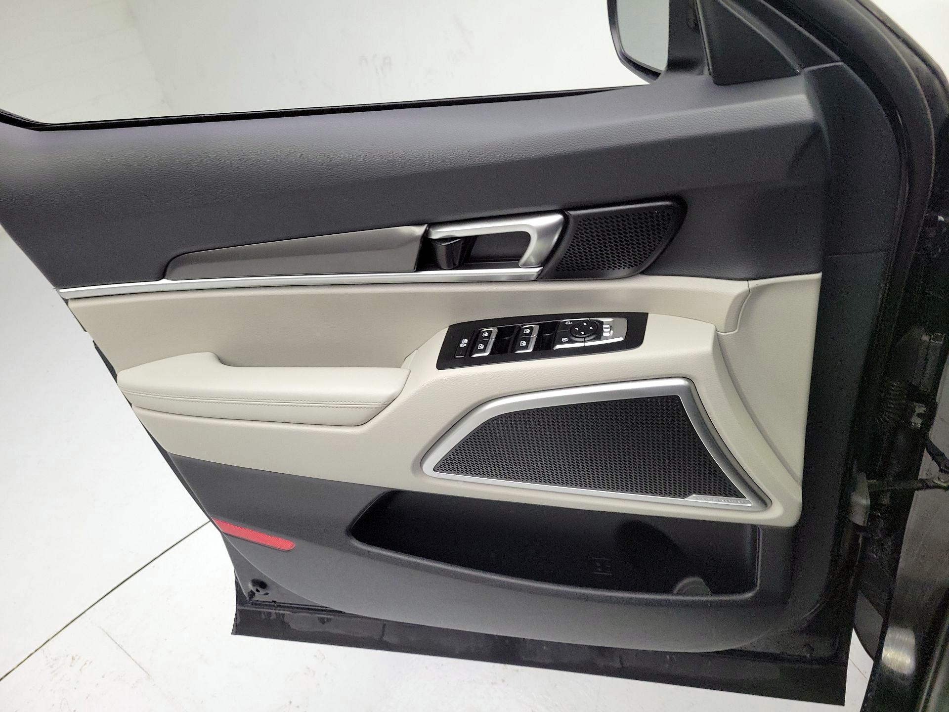 Thumbnail: 2023 Kia Telluride - 12