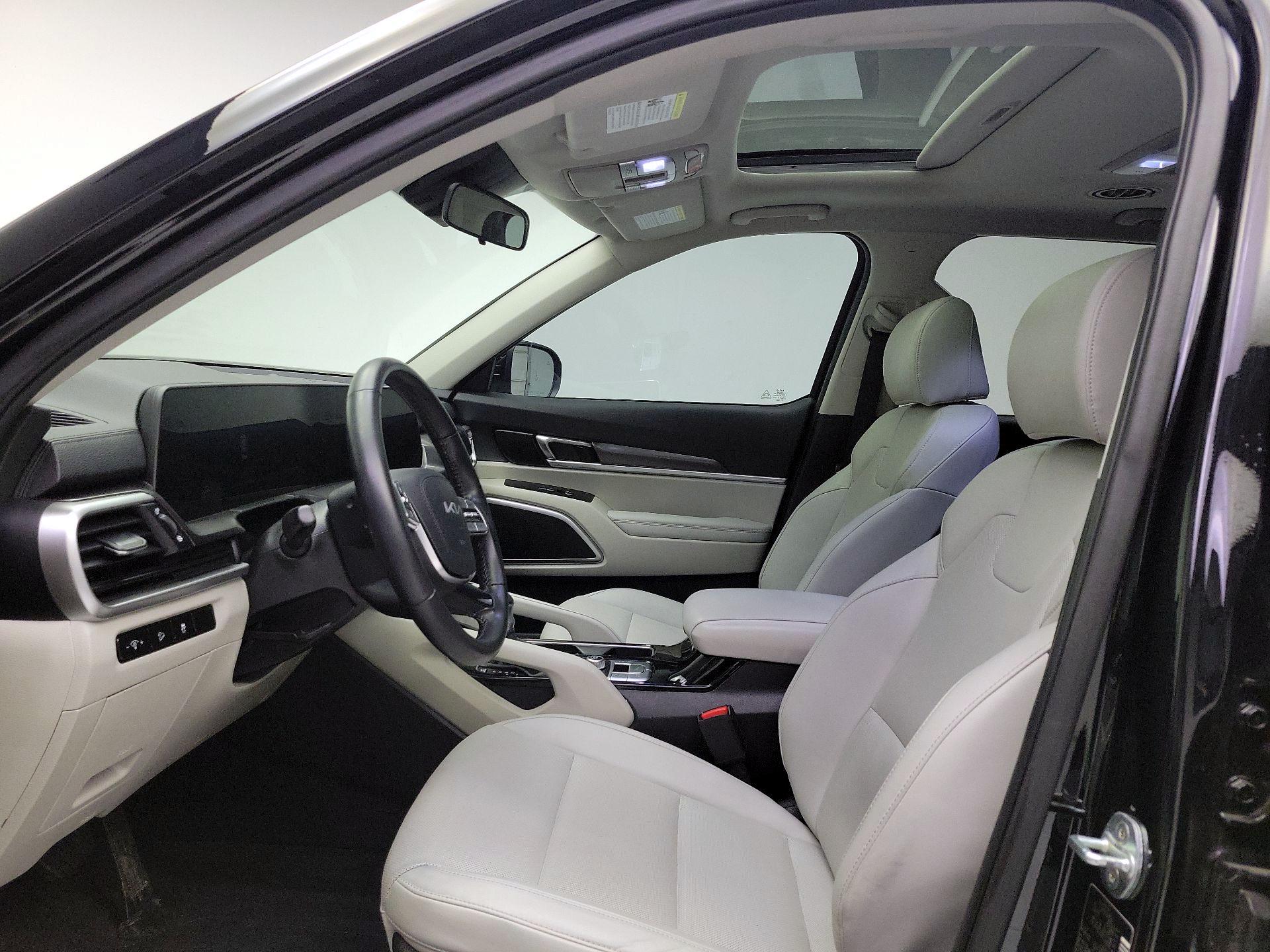 Thumbnail: 2023 Kia Telluride - 20