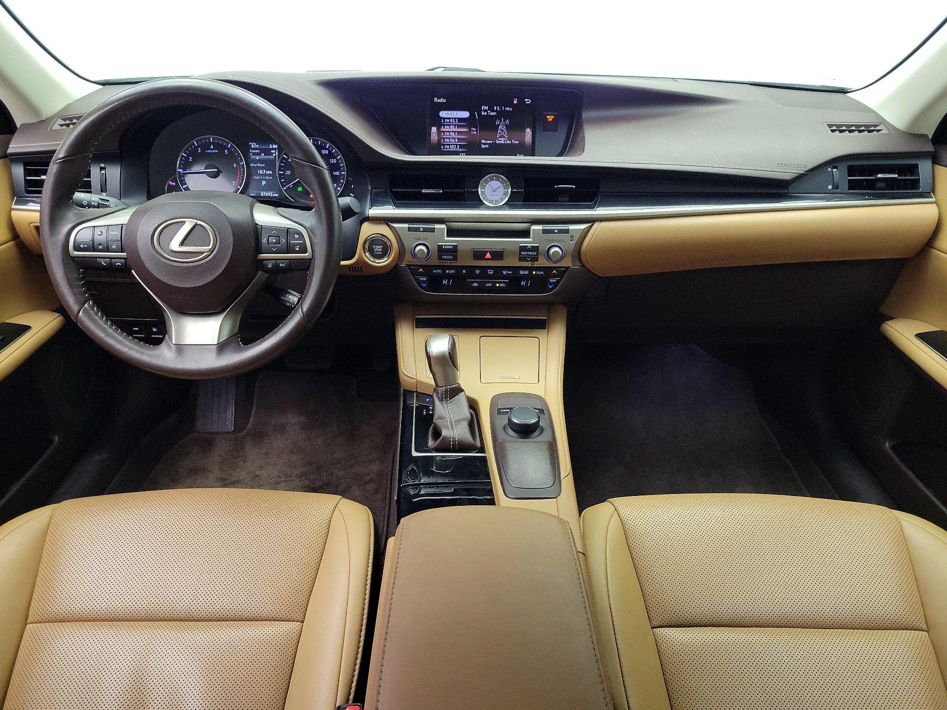 Thumbnail: 2018 Lexus ES - 9