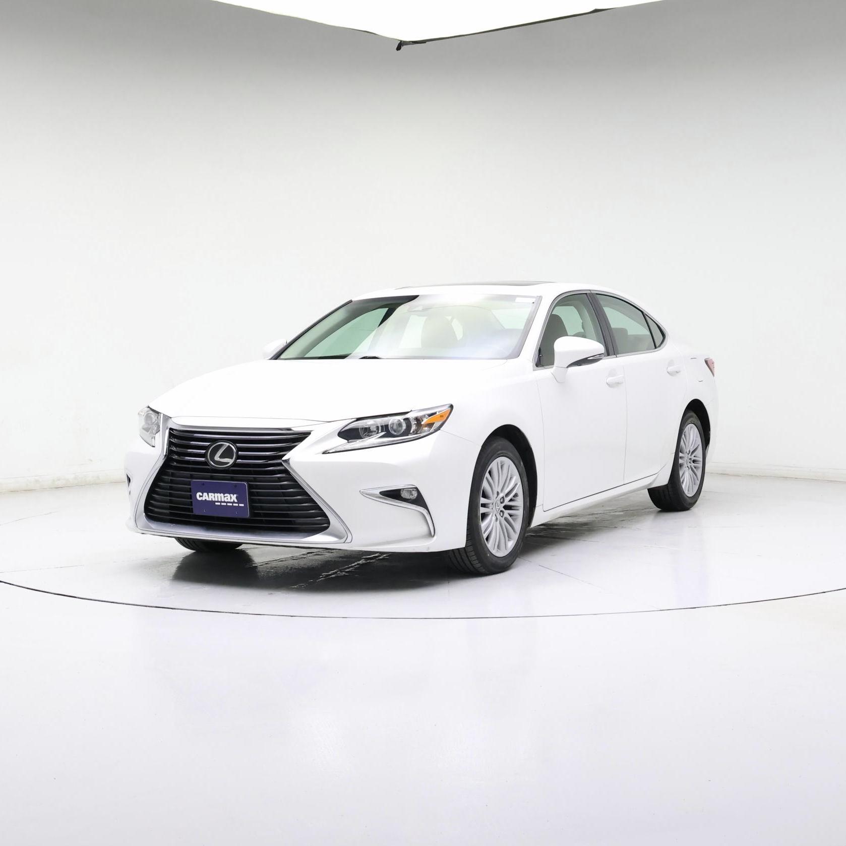 Thumbnail: 2018 Lexus ES - 4