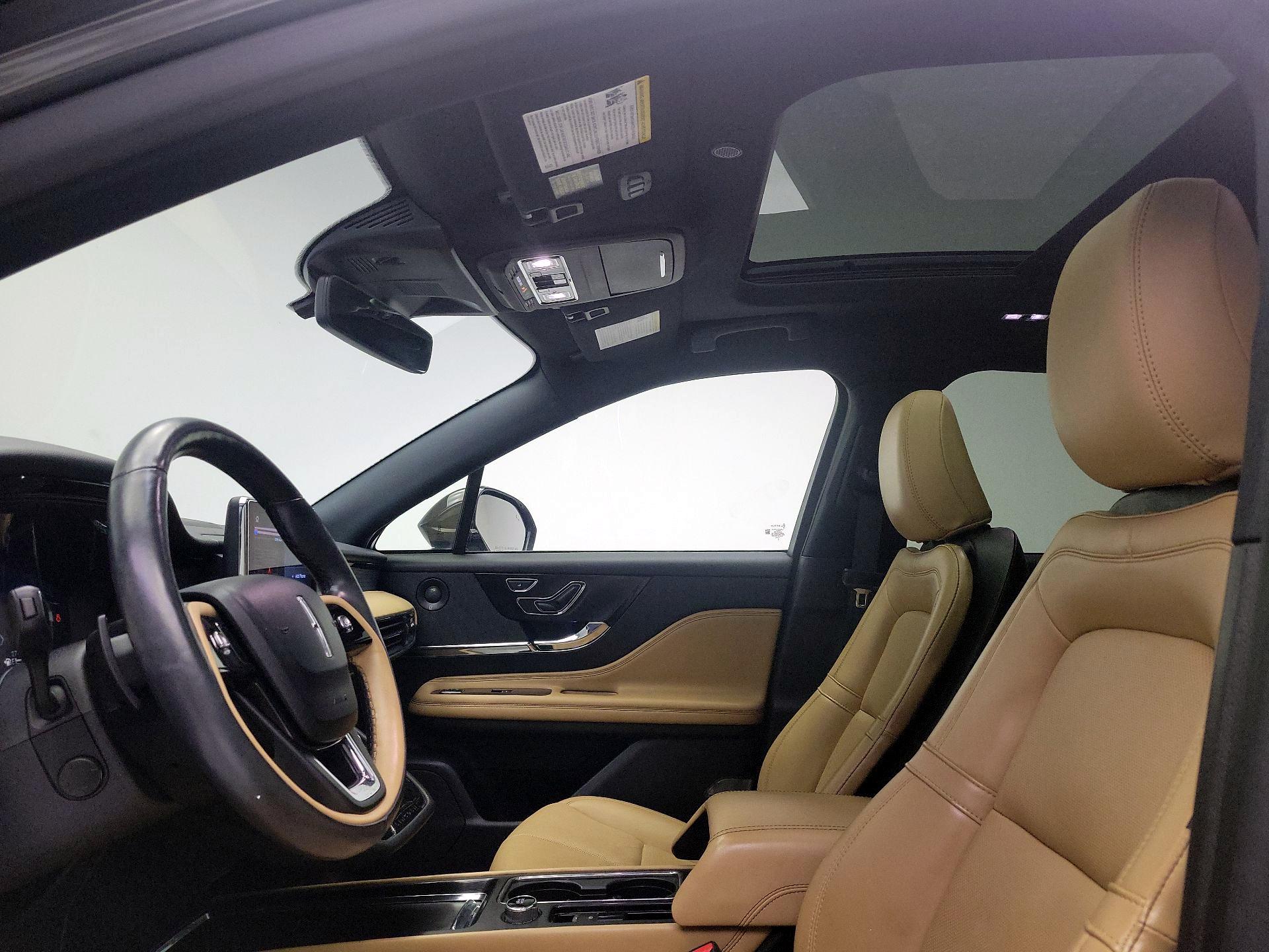 Thumbnail: 2022 Lincoln Corsair - 20