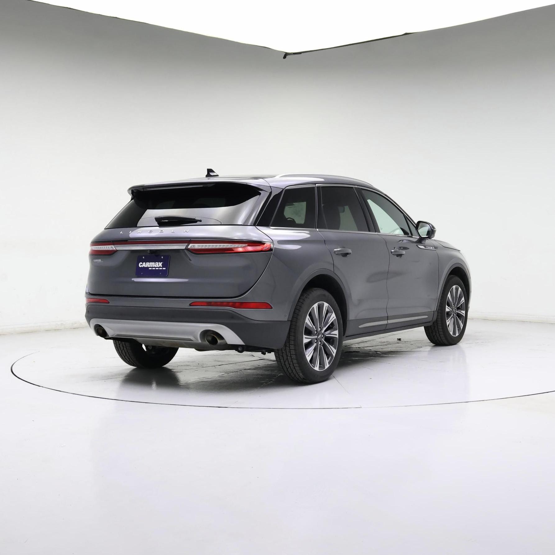 Thumbnail: 2022 Lincoln Corsair - 8